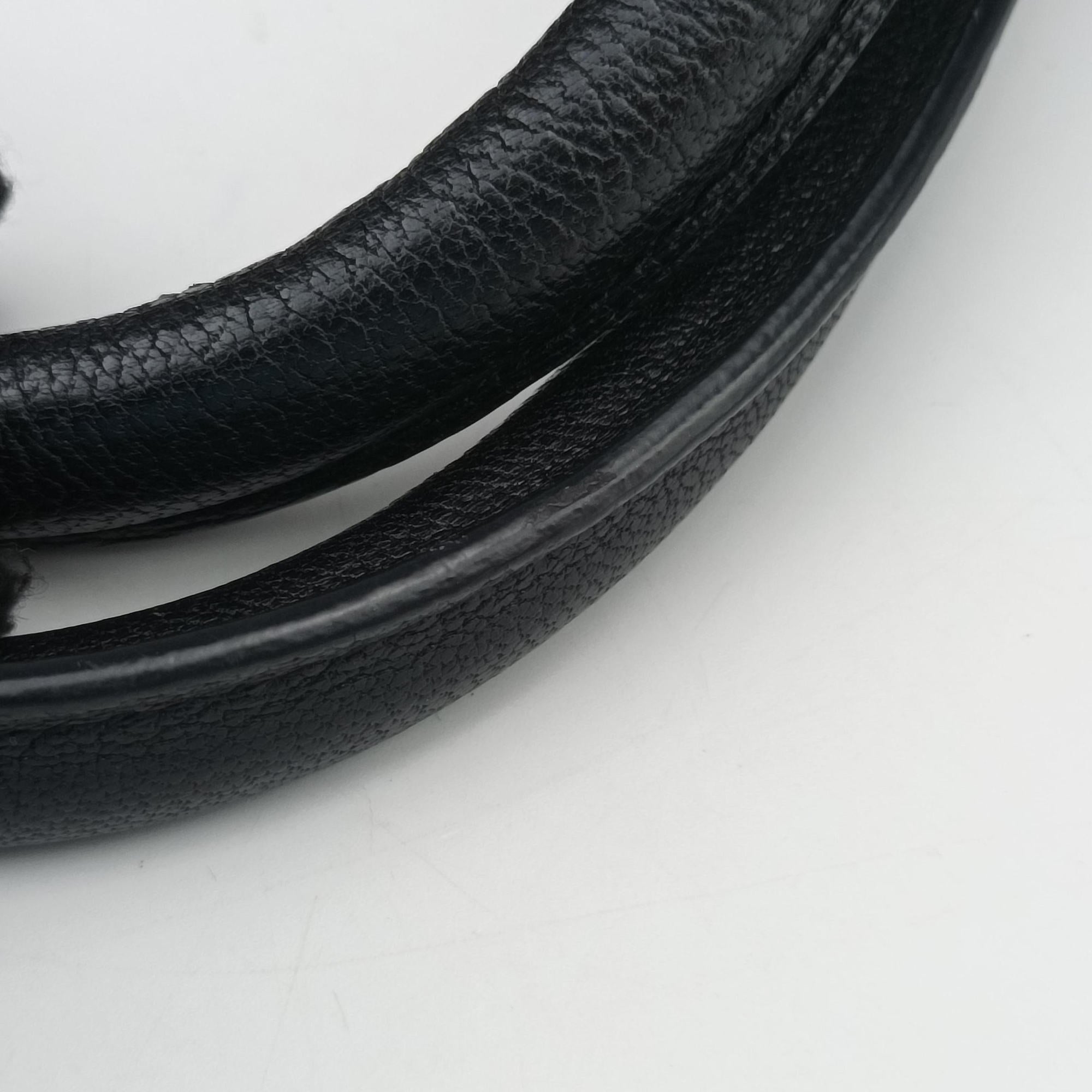 Cabas ChYc Black Leather 400666 FLY400666.Y0317カバスシック ブラック レザー 400666 FLY400666.Y0317