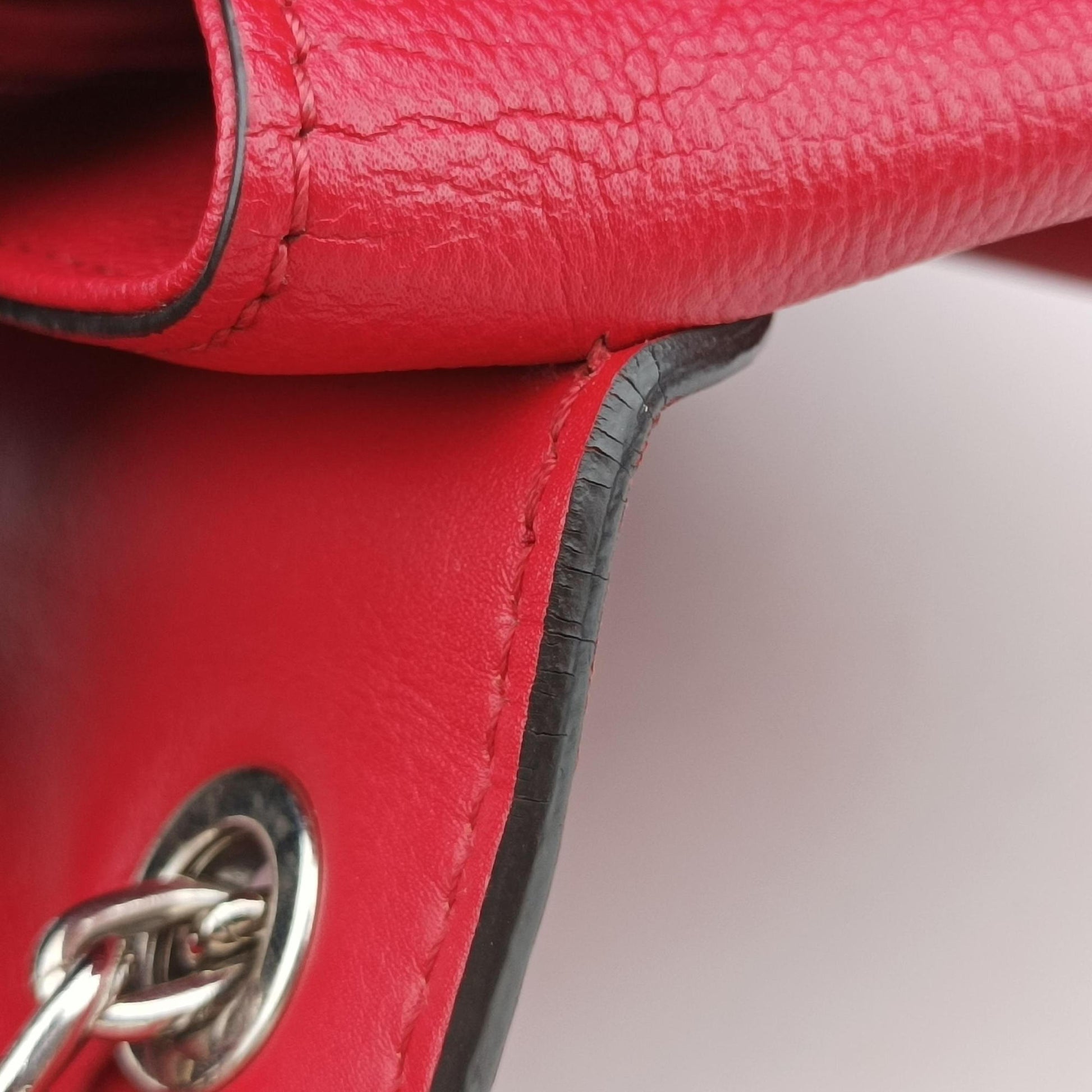 Very Chain Bag Ruby leather M44285 FO1138ヴェリーチェーンバッグ ルビー レザー M44285 FO1138