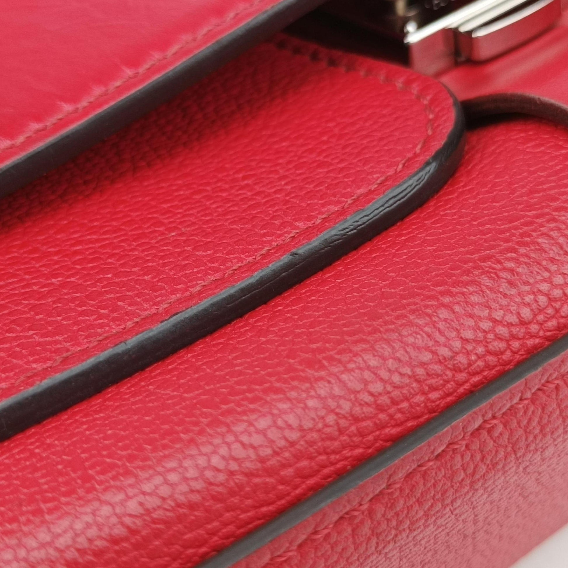 Very Chain Bag Ruby leather M44285 FO1138ヴェリーチェーンバッグ ルビー レザー M44285 FO1138
