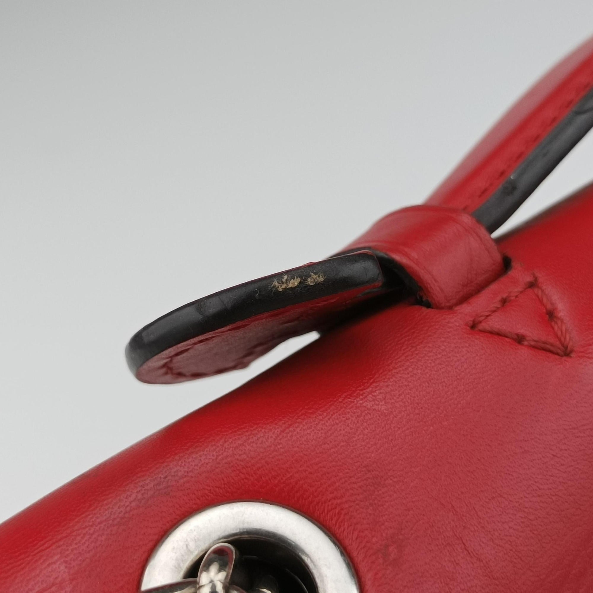 Very Chain Bag Ruby leather M44285 FO1138ヴェリーチェーンバッグ ルビー レザー M44285 FO1138