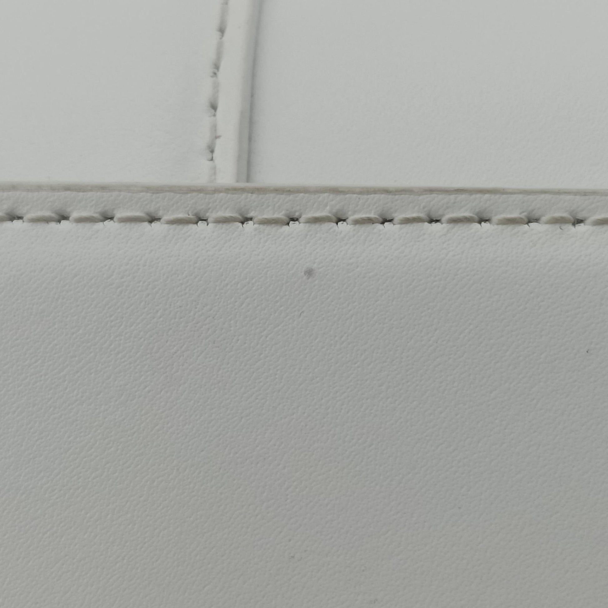Hourglass adidas White x black Leather 656050.9160.P.528147アワーグラス アディダス ホワイト×ブラック レザー 656050.9160.P.528147