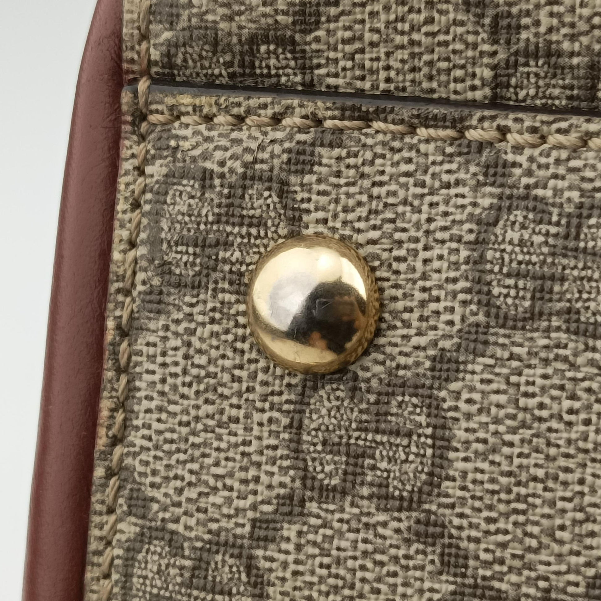 Vintage Gucci GG SUPREME beige×brown PVC coated canvas×Leather 409529 shoulderbag | stylenewstar