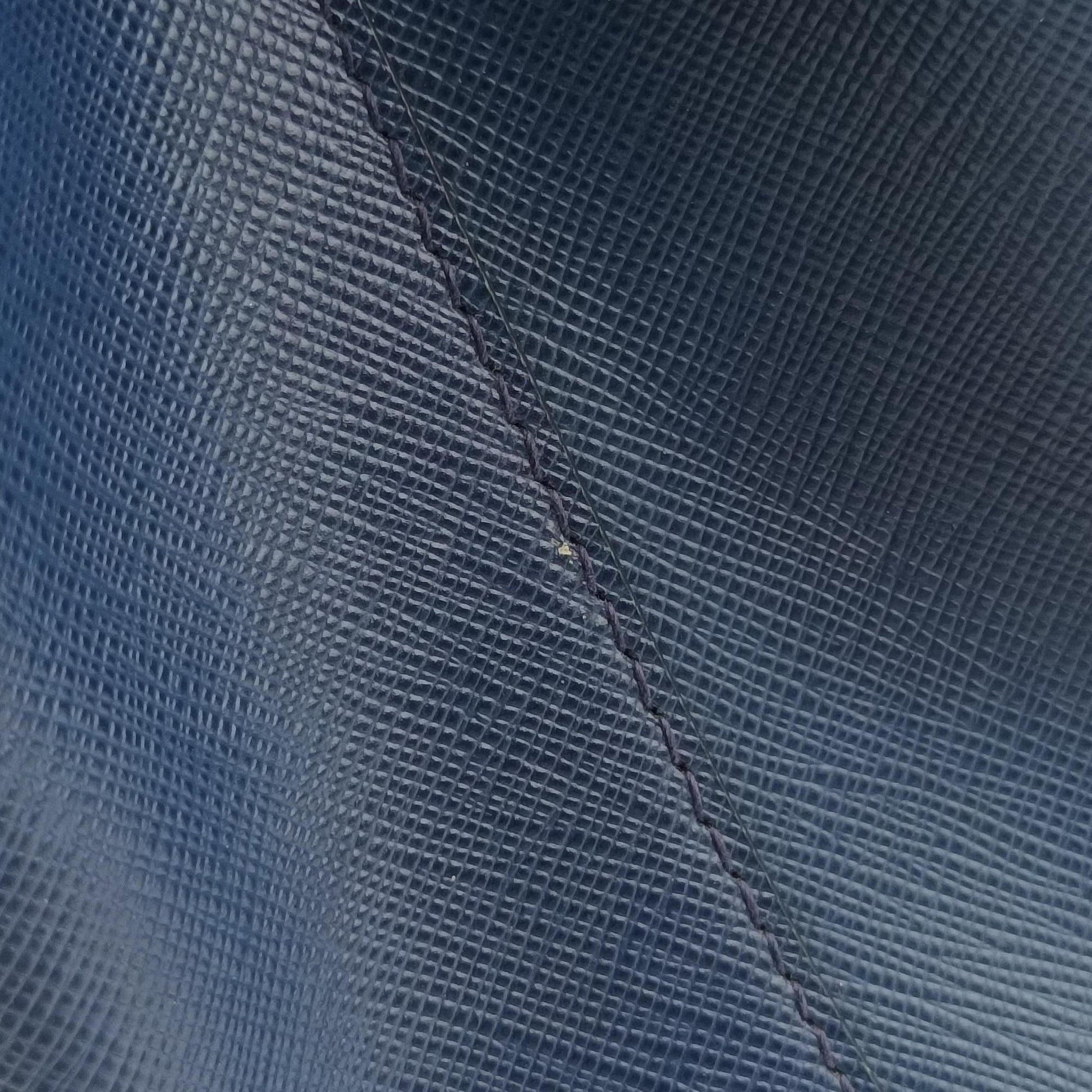 Bi-Color Zip Front Pocket Blue SAFFIANO Leather BN2674 7/Dバイカラー ジップ フロント ポケット ブルー サフィアーノレザー BN2674 7/D