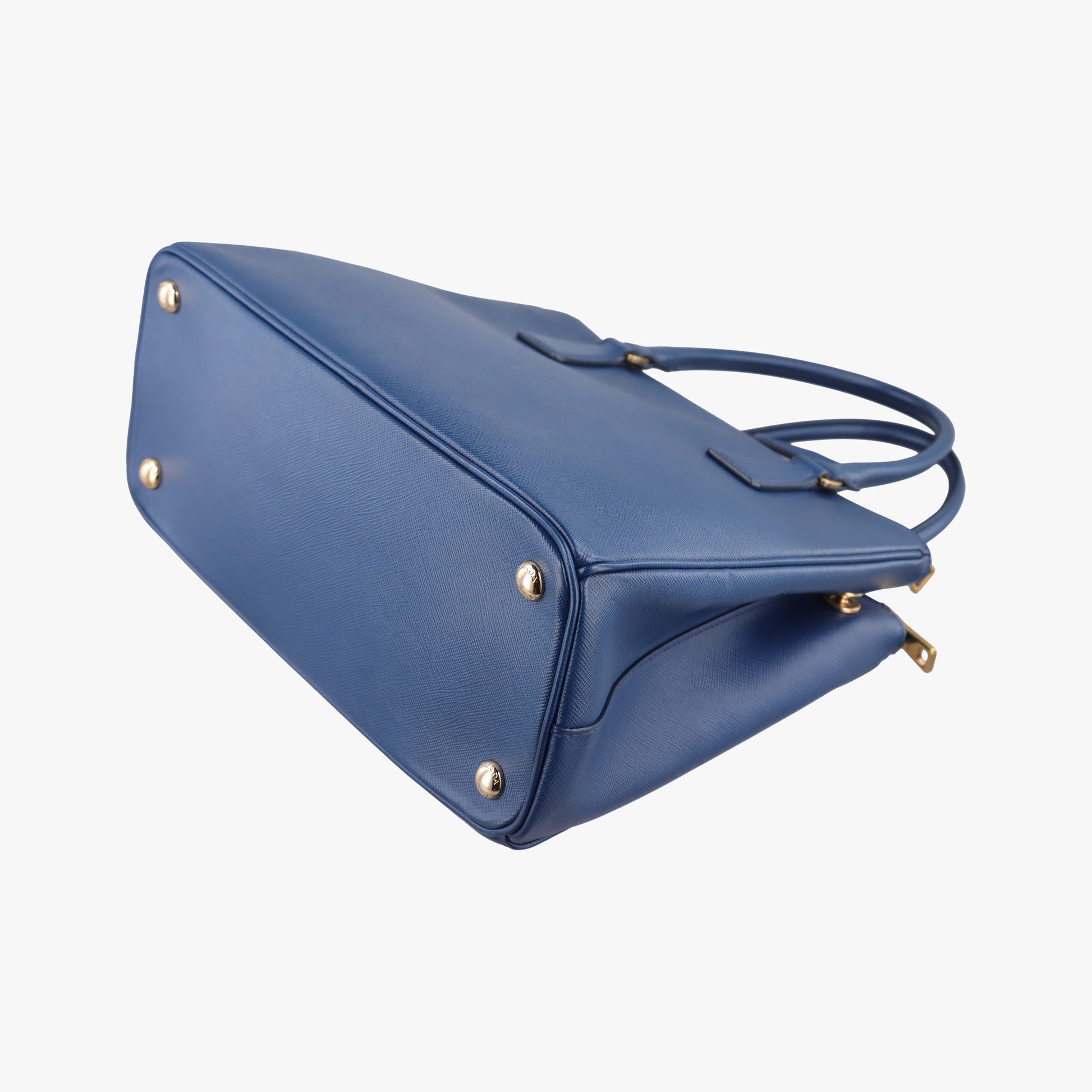 Bi-Color Zip Front Pocket Blue SAFFIANO Leather BN2674 7/Dバイカラー ジップ フロント ポケット ブルー サフィアーノレザー BN2674 7/D
