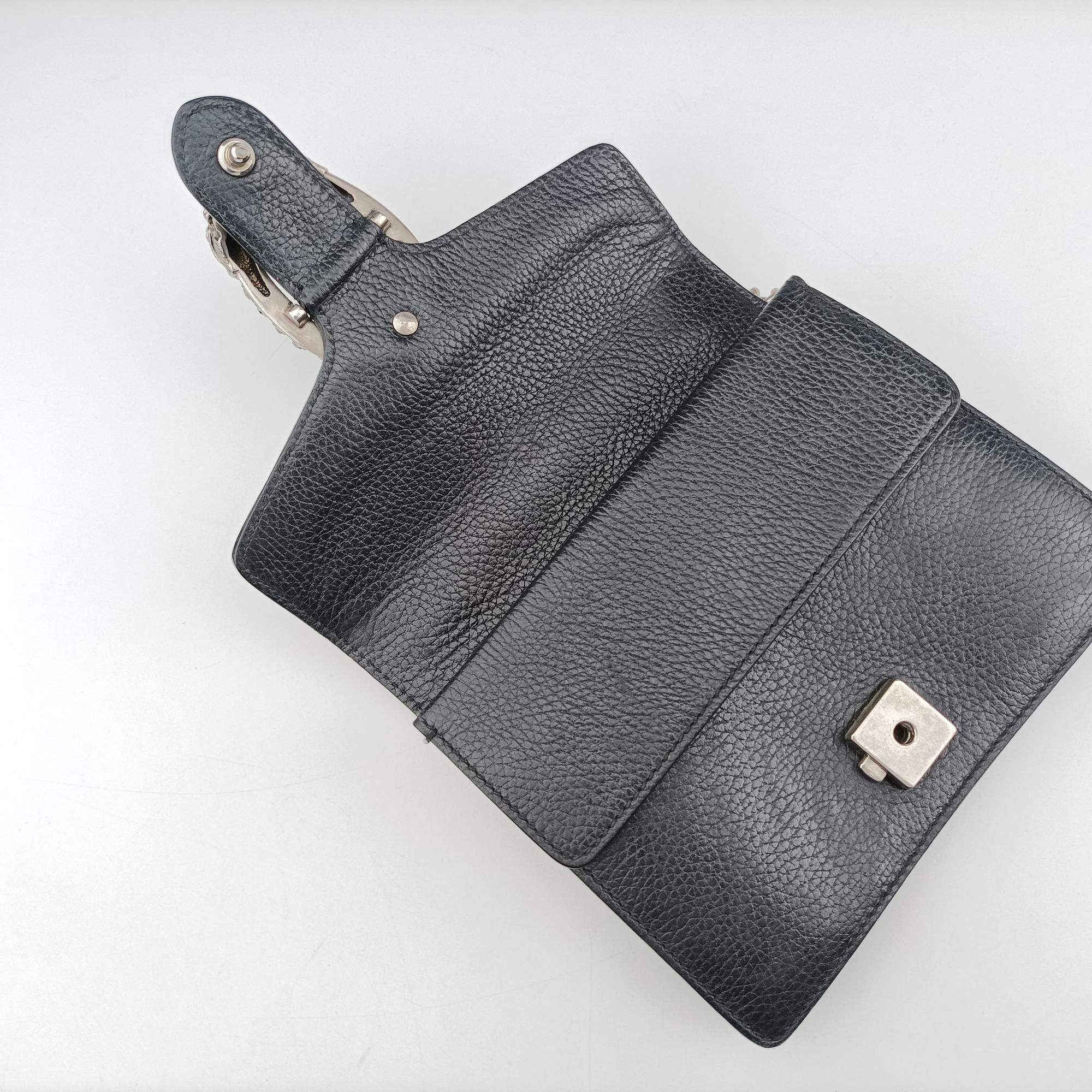 Pre-owned Gucci Dionysus Black Leather 421970 shoulderbag | stylenewstar