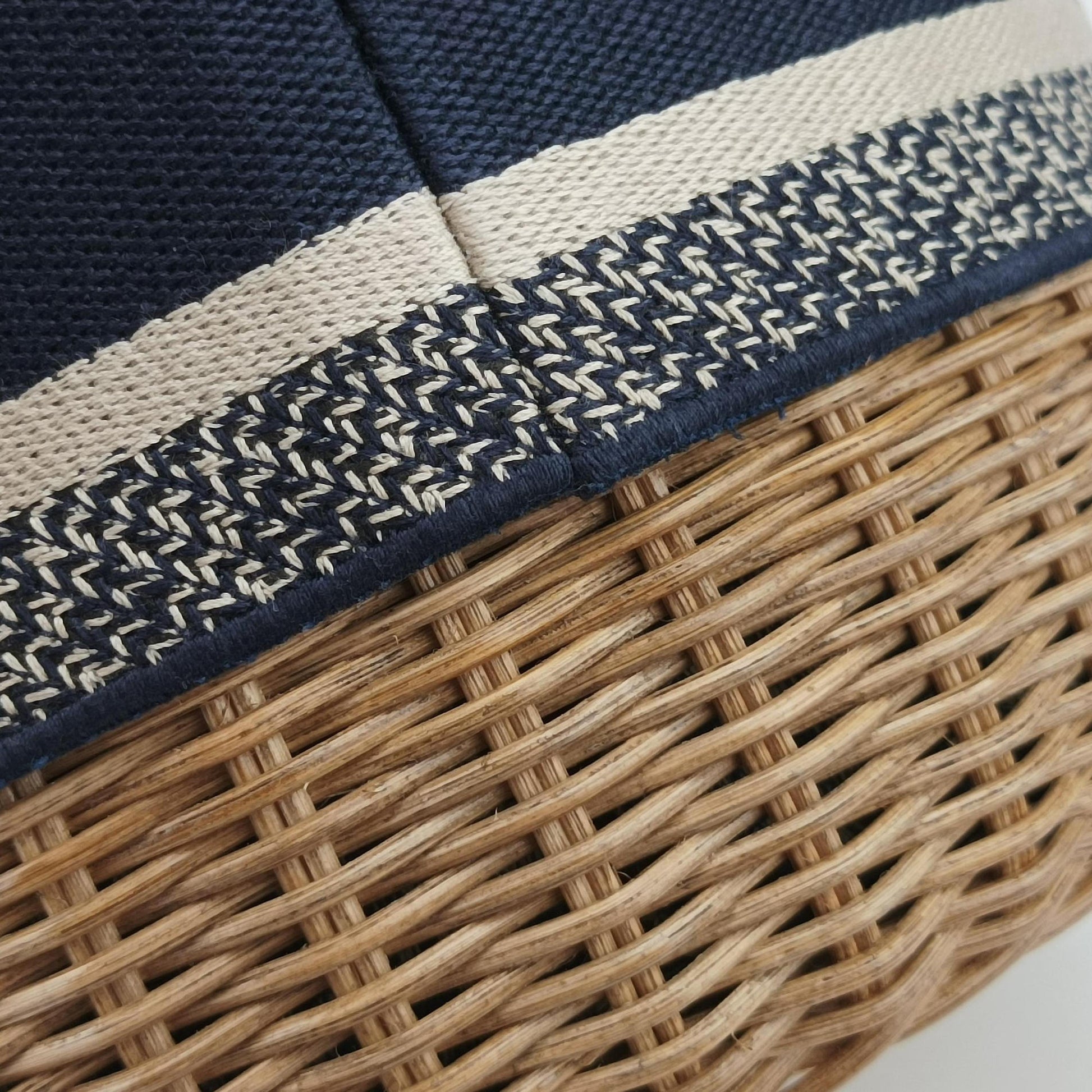 Wicker Basket Beige×navy Natural wicker×Dior oblique jacquard 63-MA-0211ウィッカー バケット ベージュ×ネイビー ナチュラルウィッカー×ディオール オブリーク ジャカード 63-MA-0211
