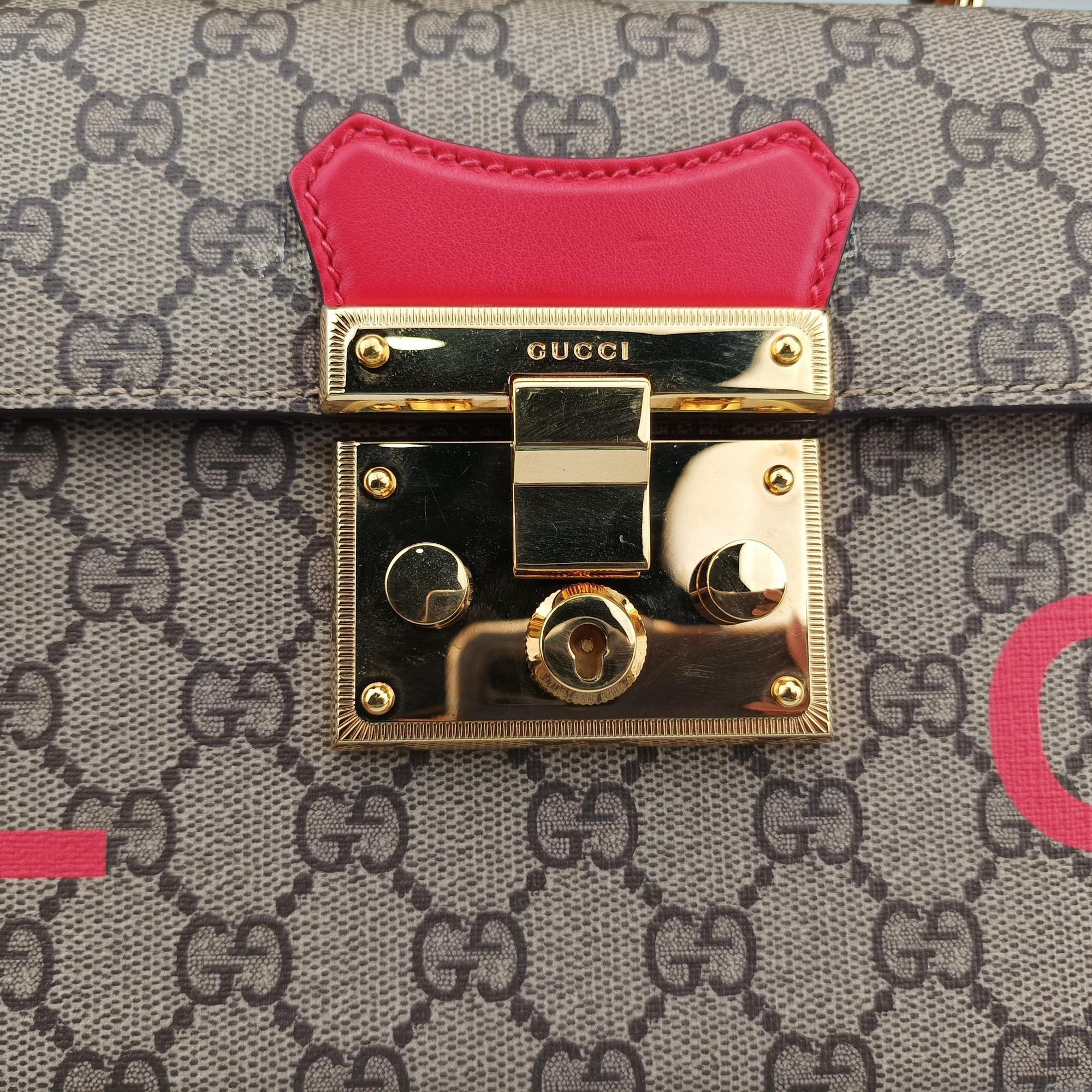 GG flora Padlock Bamboo Brown × Red PVC coated canvas×leather 603221 I037029936GGアップル パドロック バンブー ブラウン × レッド PVCコーティングキャンバス×レザー 603221 I037029936