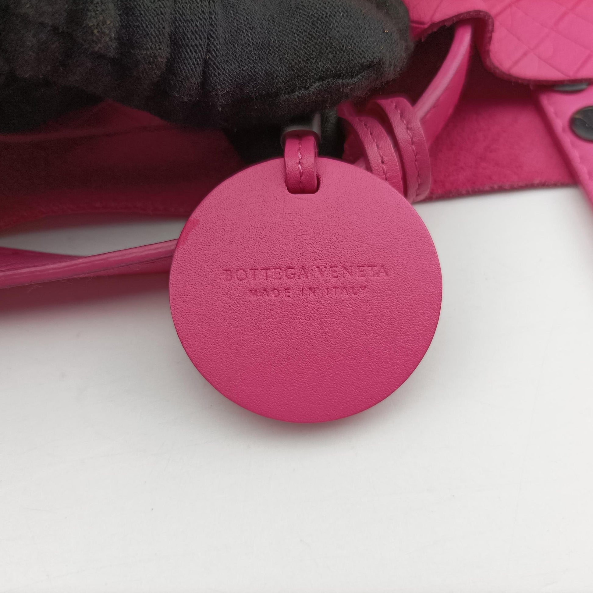 Intrecciato Rose lambskin B02127850Rイントレチャート ローズ レッド ラムスキン B02127850R