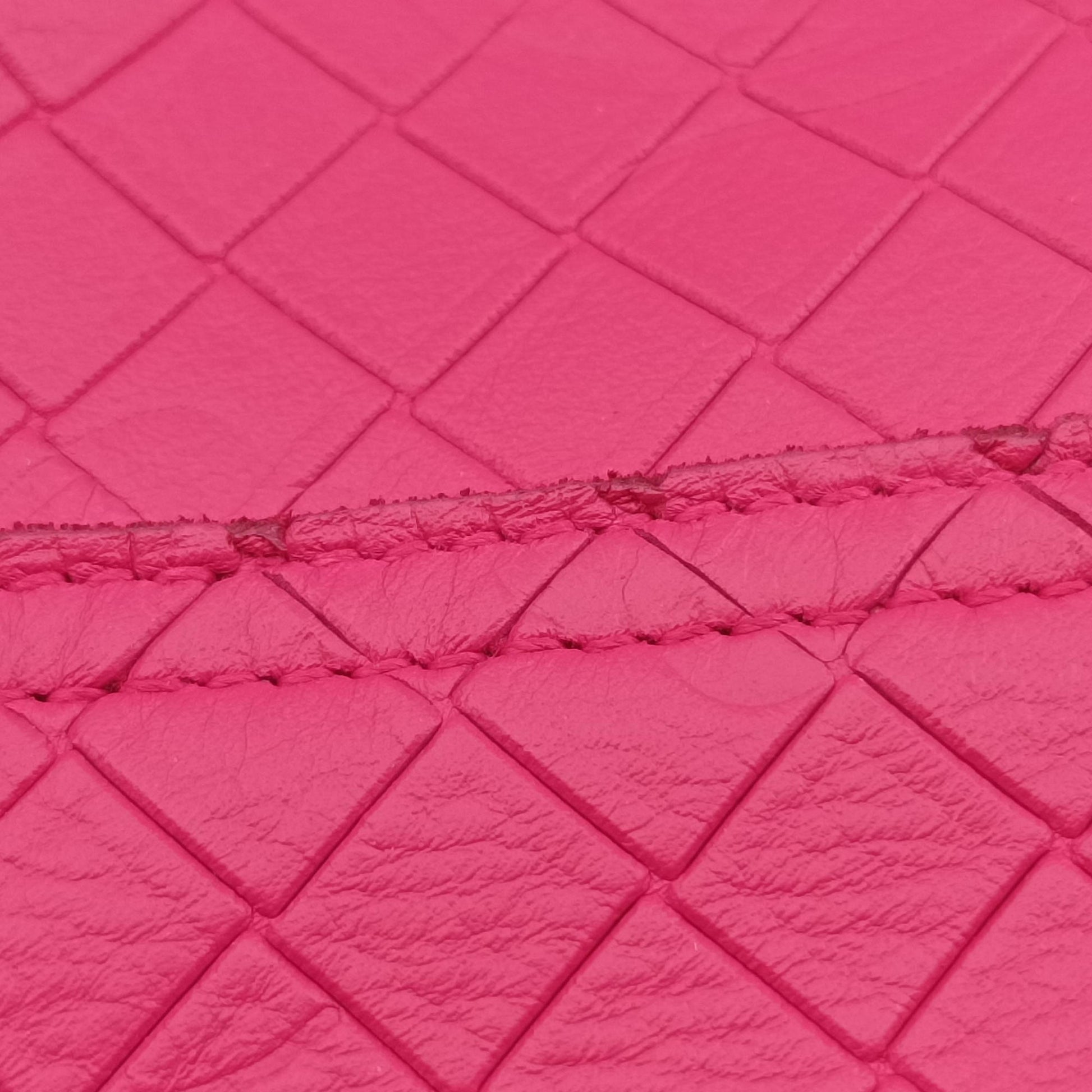 Intrecciato Rose lambskin B02127850Rイントレチャート ローズ レッド ラムスキン B02127850R