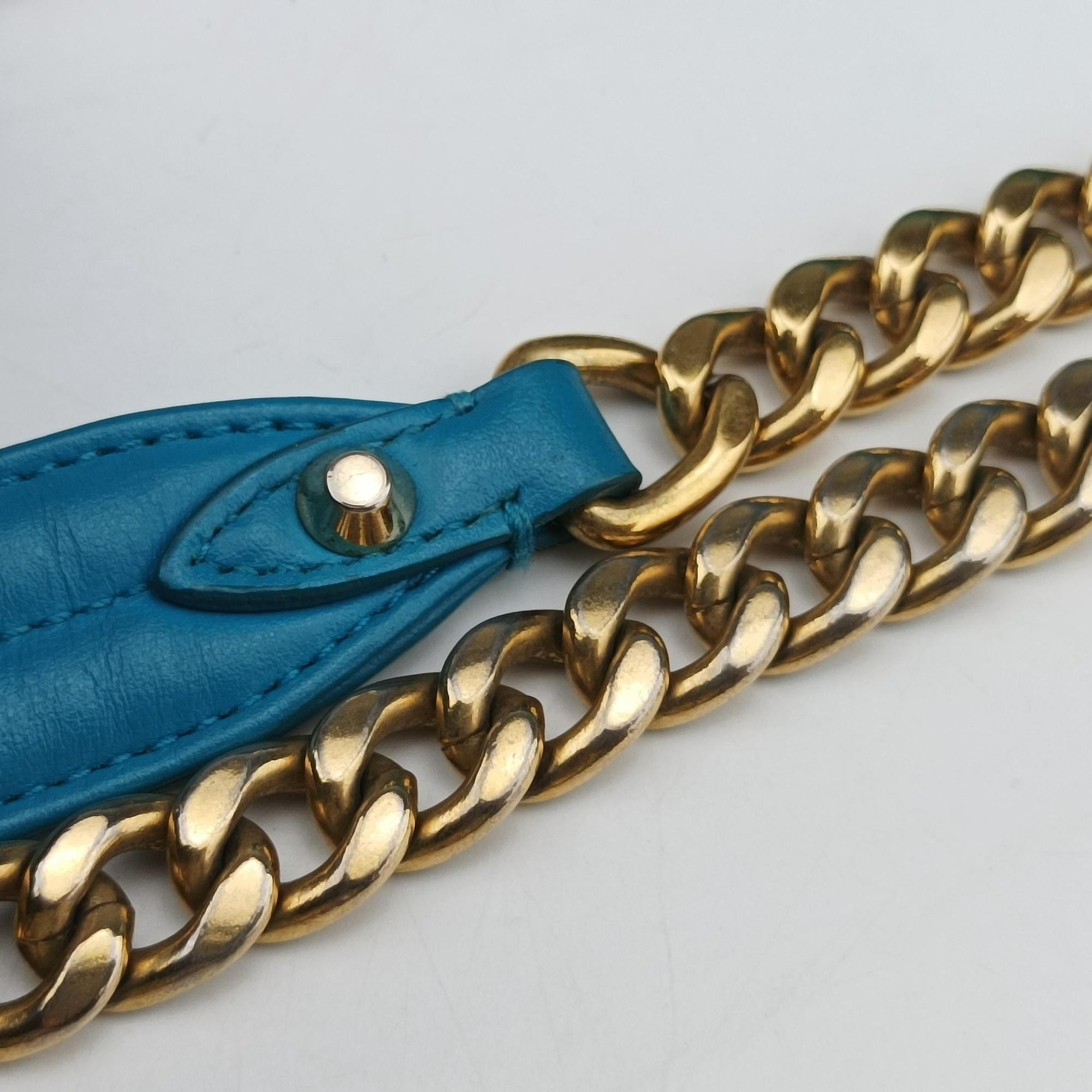 Turn lock Chevron Impunture Autre Cuir Blue Leather 31/A3ターン ロック ブルー レザー 31/A3