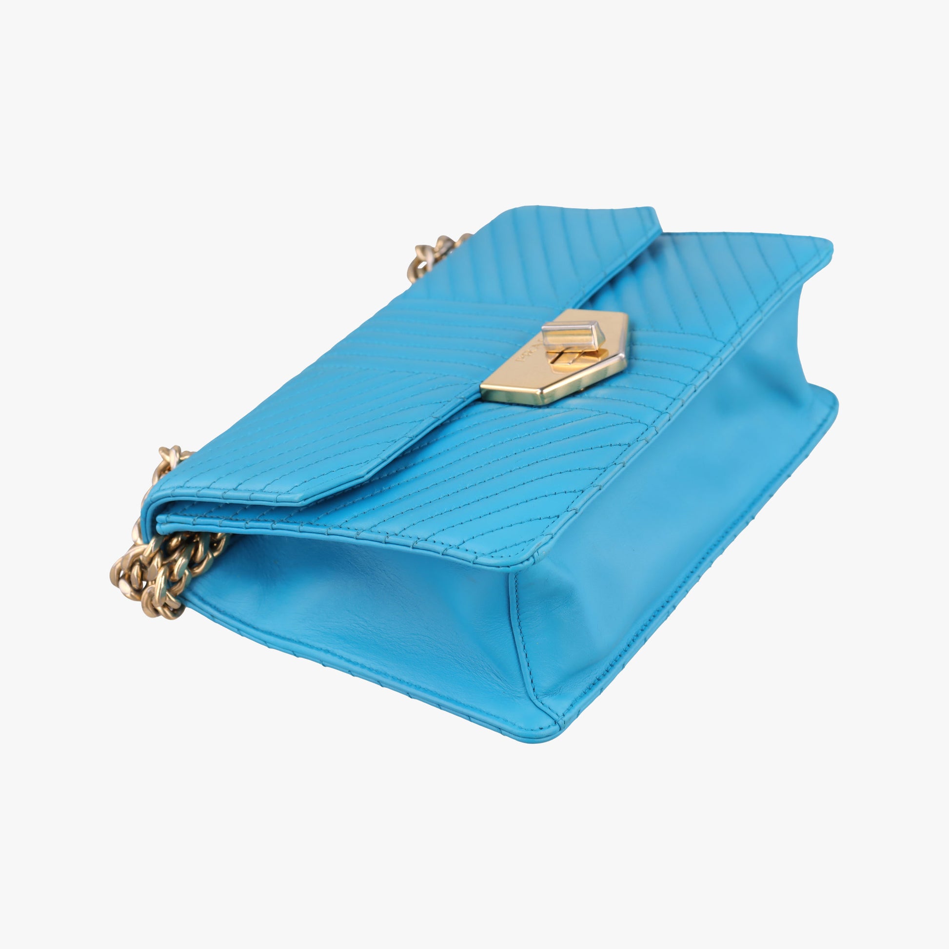 Turn lock Chevron Impunture Autre Cuir Blue Leather 31/A3ターン ロック ブルー レザー 31/A3