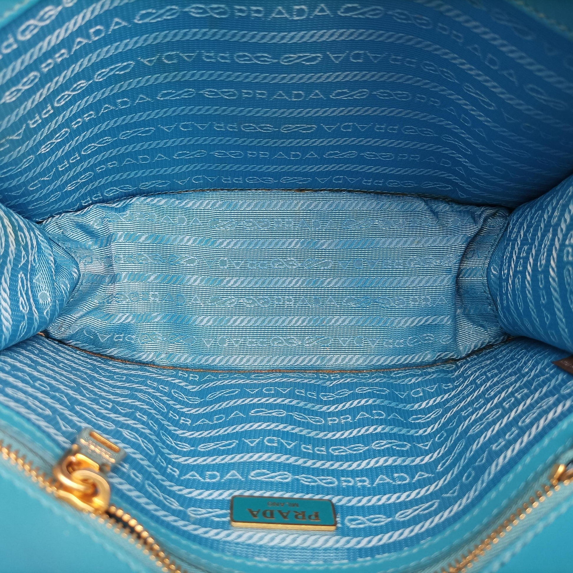 Turn lock Chevron Impunture Autre Cuir Blue Leather 31/A3ターン ロック ブルー レザー 31/A3