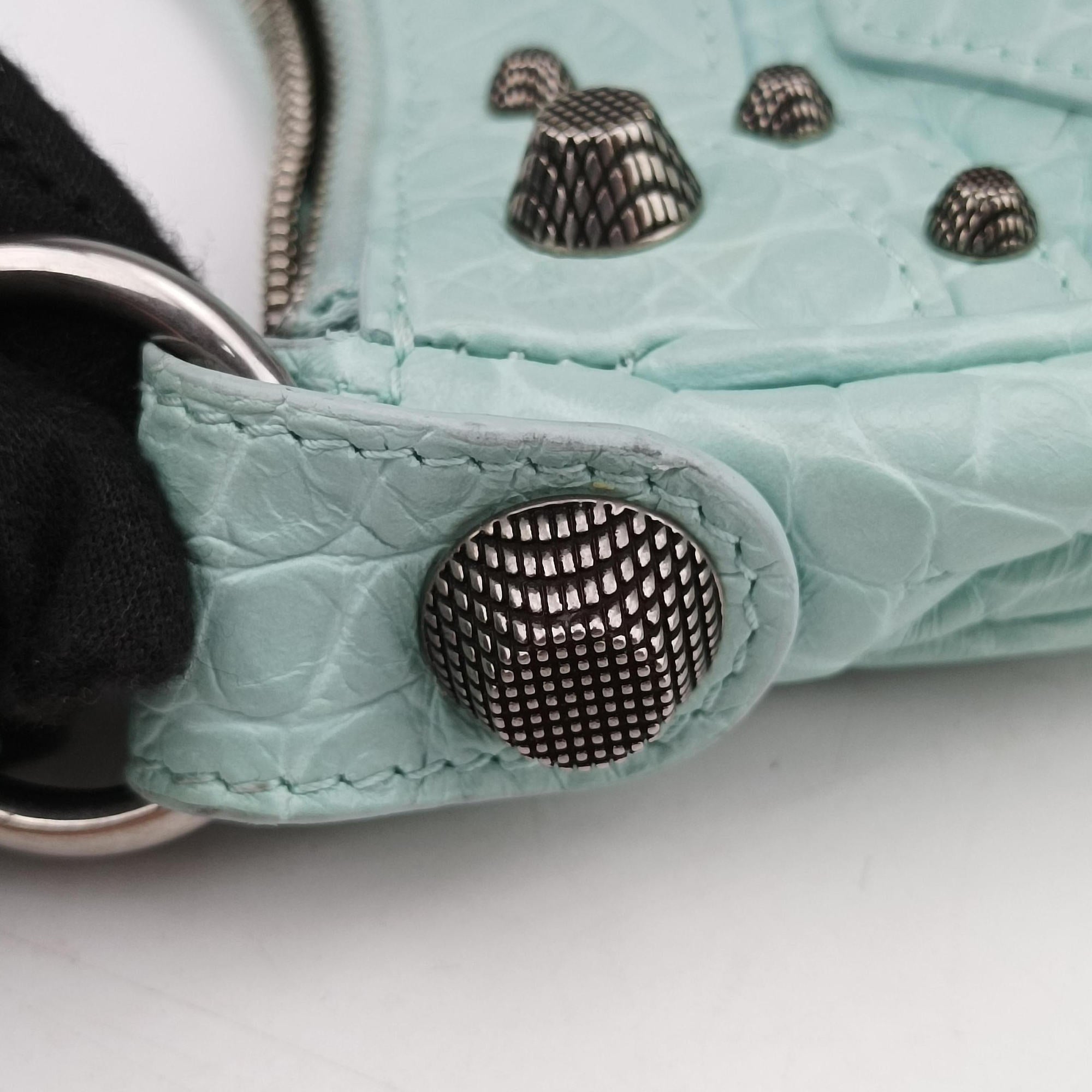 Le Cagole mini Blue lambskin 671309.3914.Q.002123ル カゴール ミニ ブルー ラムスキン 671309.3914.Q.002123