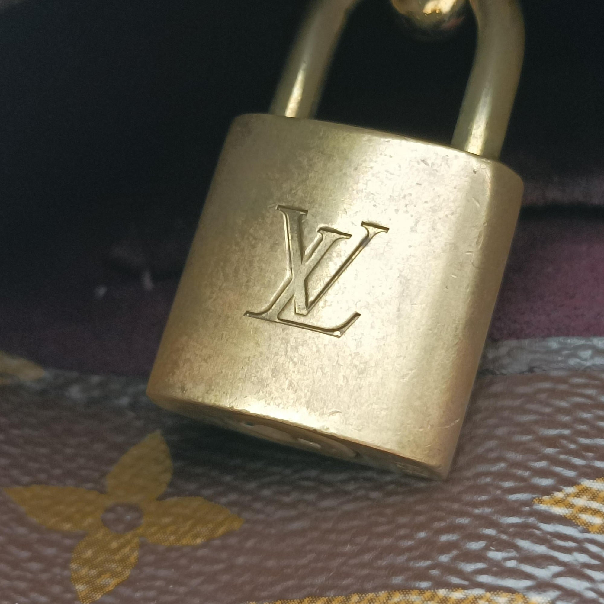 MONTAIGNE MM Brown Monogram Canvas M41056 CA2107モンテーニュMM モノグラム/ブラウン モノグラムキャンバス M41056 CA2107