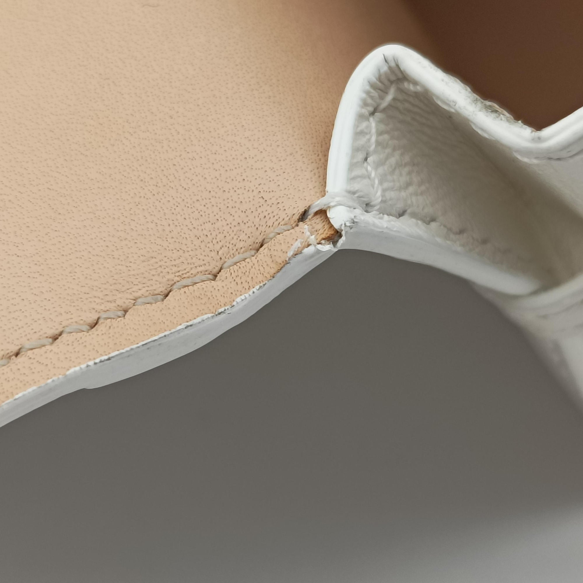 Tampete White Leather タンペート ホワイト レザー 