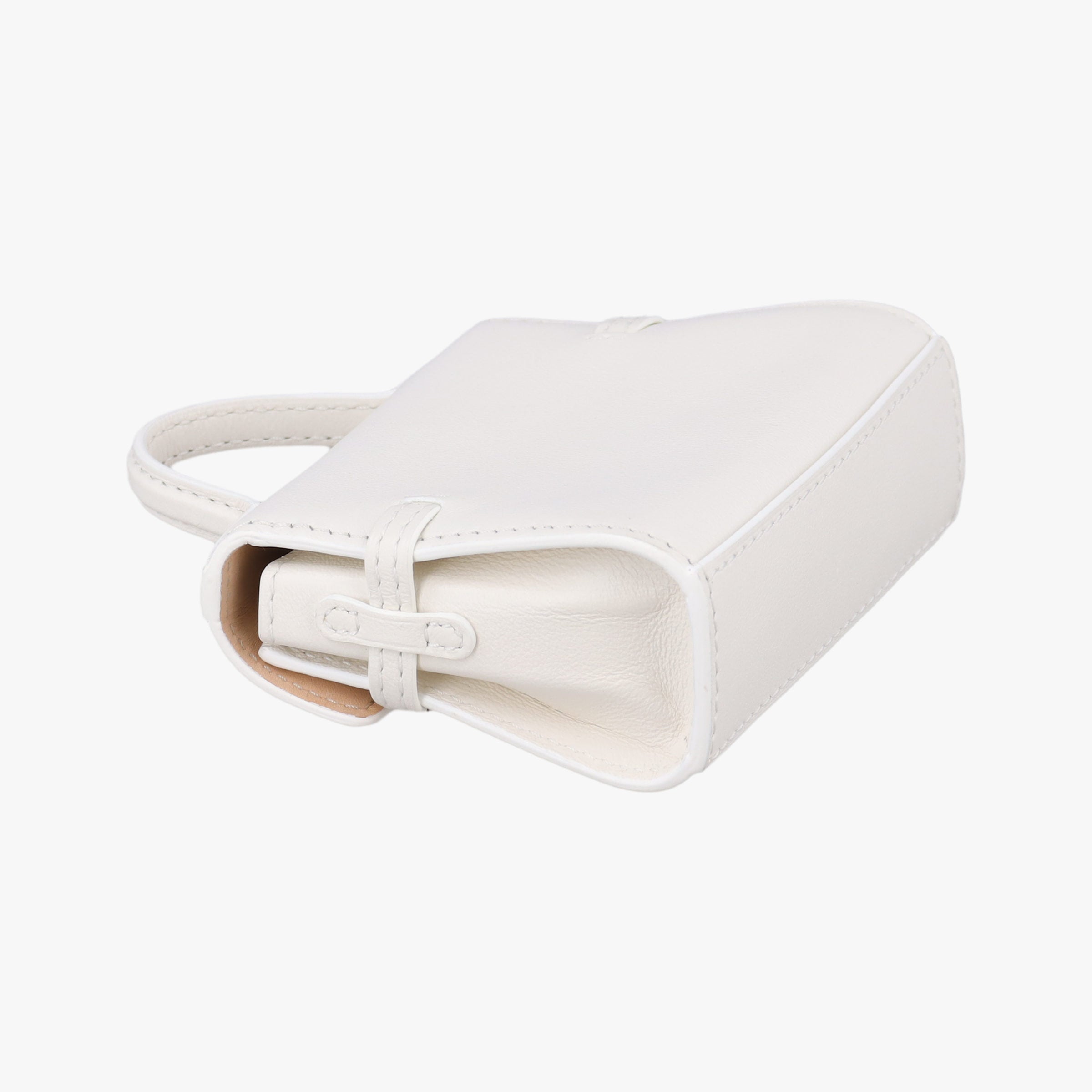 Tampete White Leather タンペート ホワイト レザー 