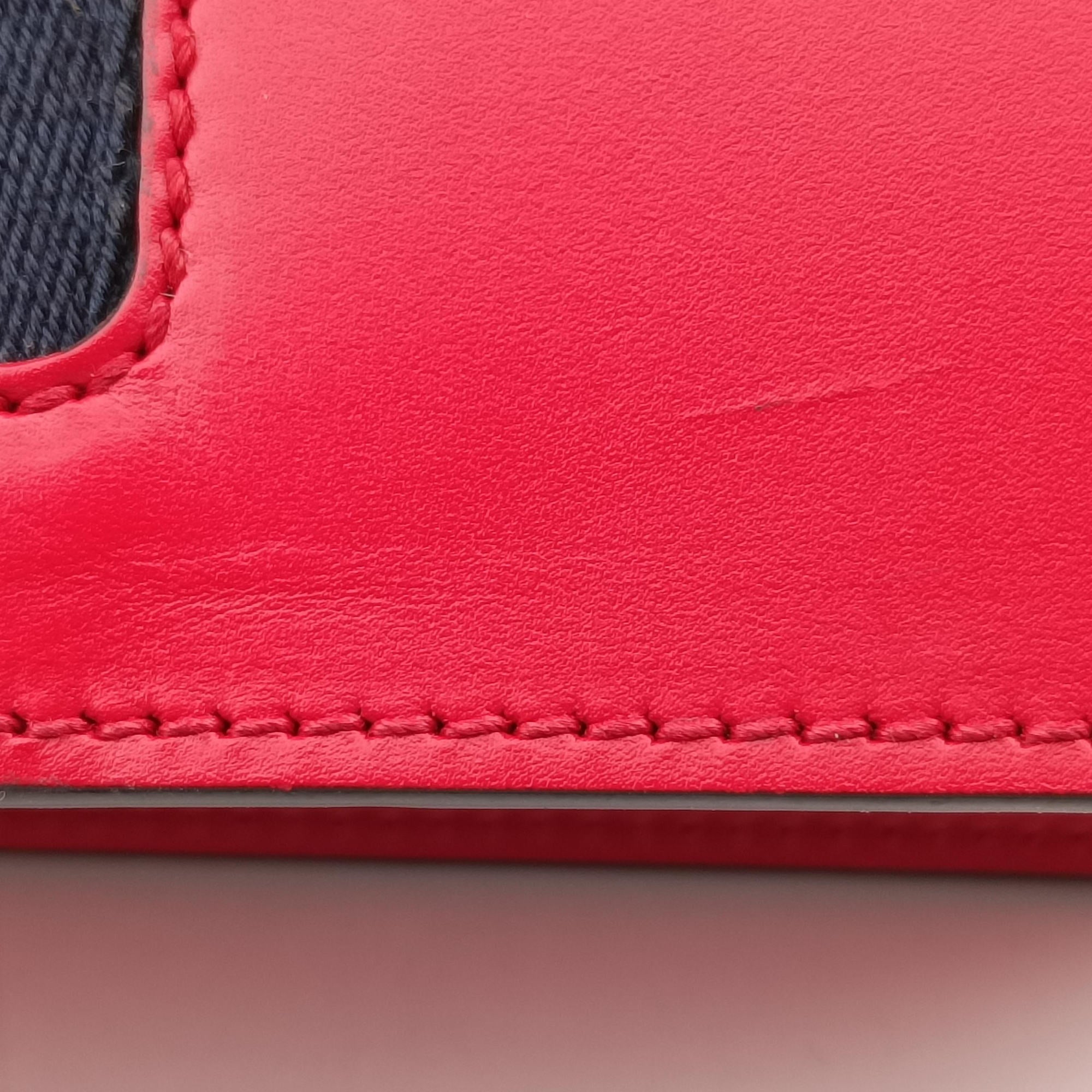 Sylvie Red×navy Leather 421882 C020461213シルヴィ レッド×ネイビー レザー 421882 C020461213