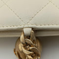 CC Button Timeless Wristlet Clutch Bag White lambskin AS0178 26808198マトラッセ ビジュー大金球 リストレット クラッチ ホワイト ラムスキン AS0178 26808198