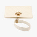CC Button Timeless Wristlet Clutch Bag White lambskin AS0178 26808198マトラッセ ビジュー大金球 リストレット クラッチ ホワイト ラムスキン AS0178 26808198