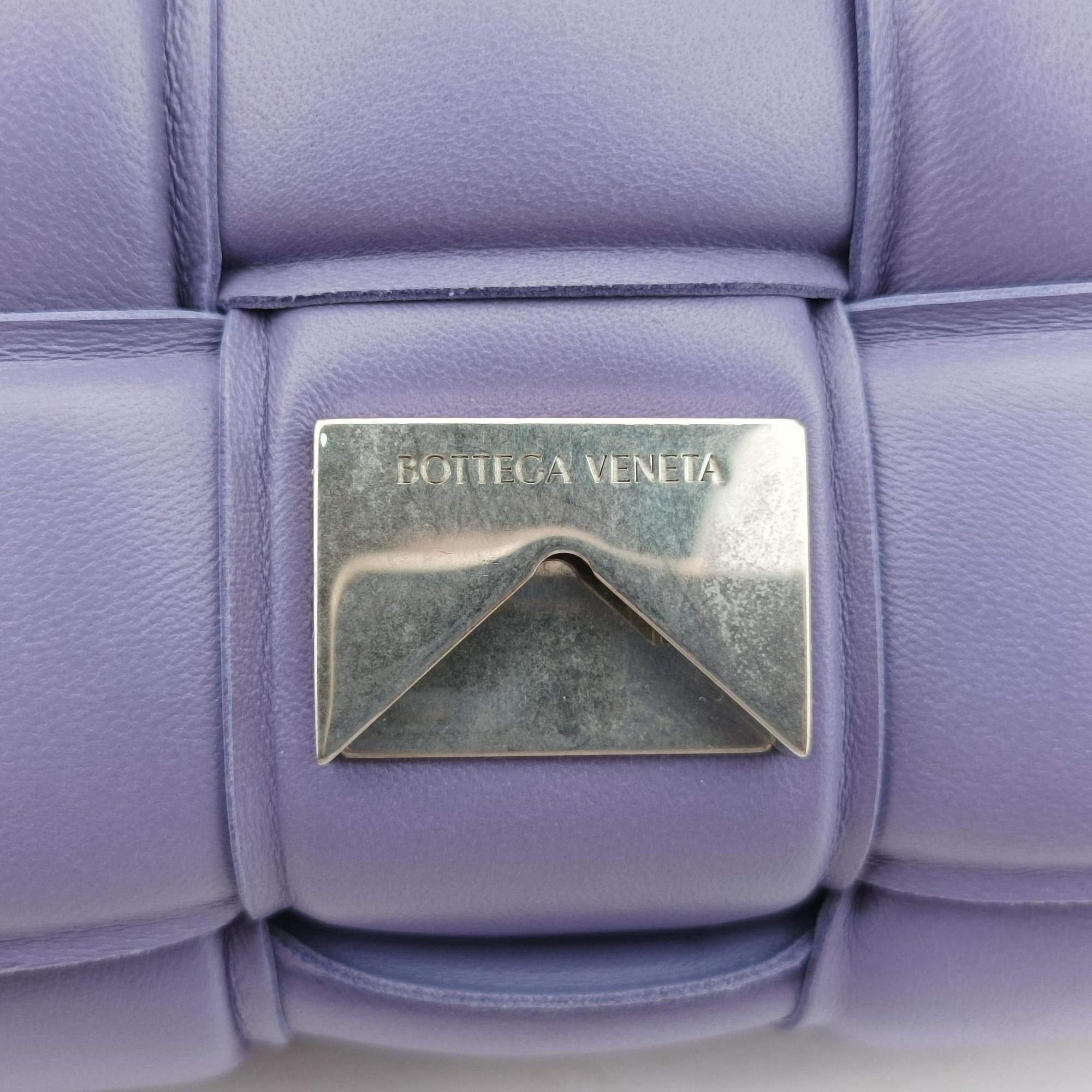 Padded Cassette Purple lambskin B09281057Oパデッド カセット パープル ラムスキン B09281057O