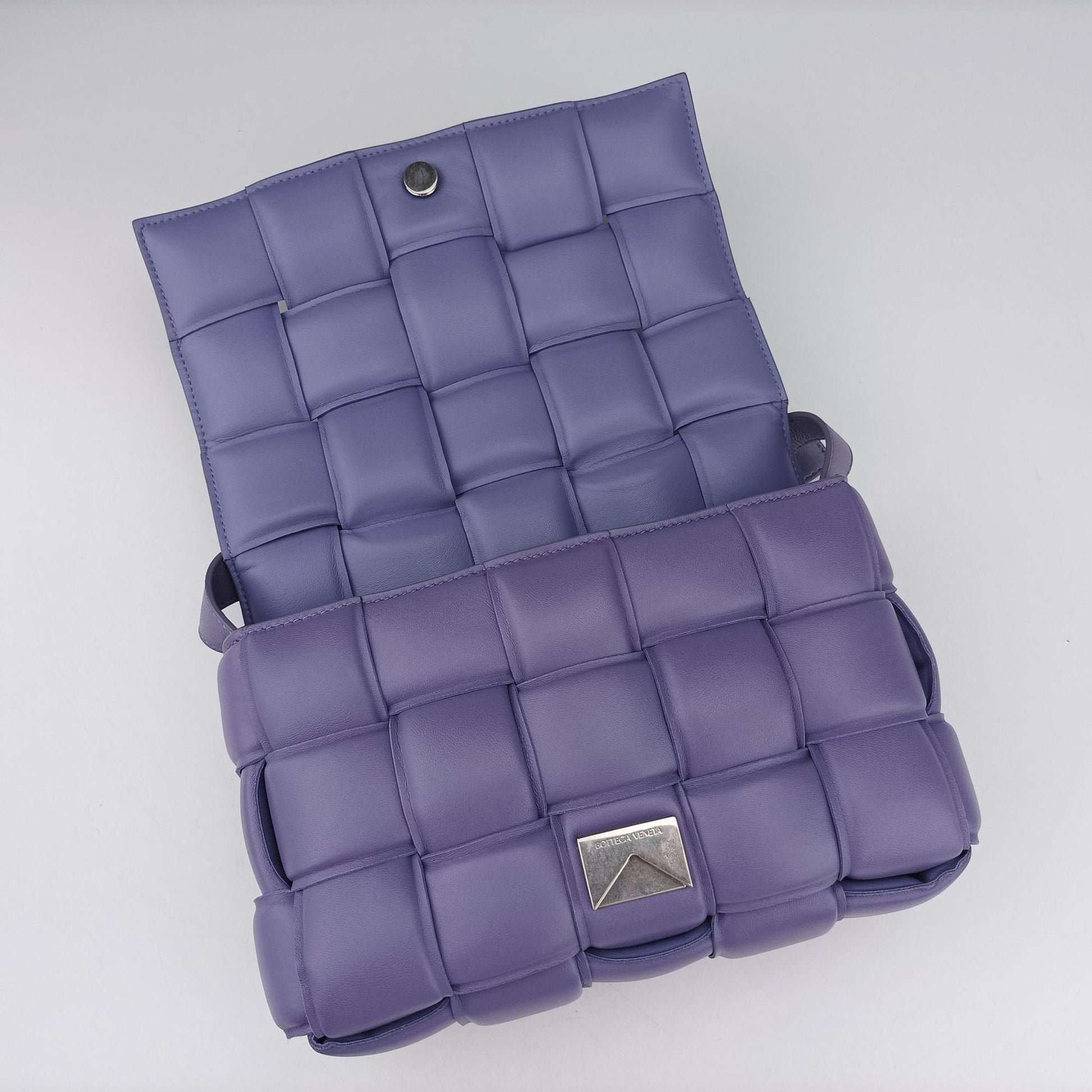 Padded Cassette Purple lambskin B09281057Oパデッド カセット パープル ラムスキン B09281057O
