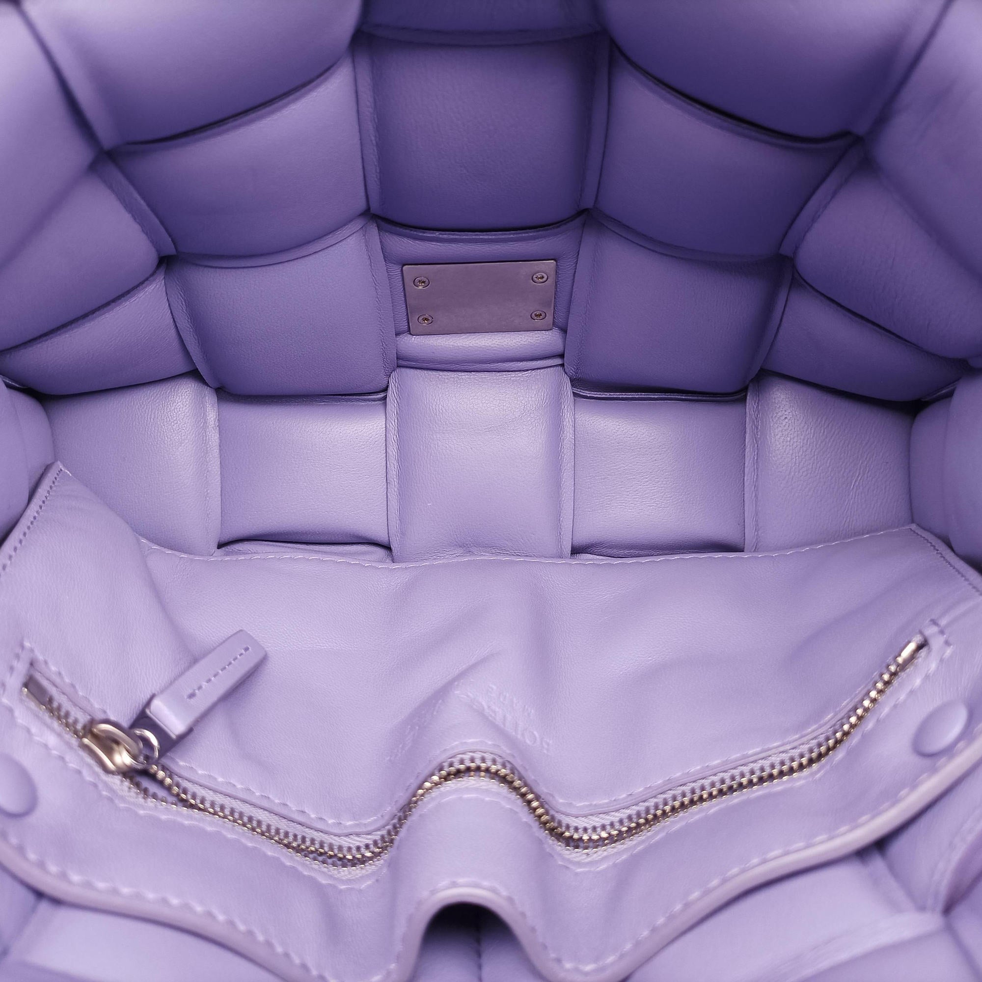 Padded Cassette Purple lambskin B09281057Oパデッド カセット パープル ラムスキン B09281057O