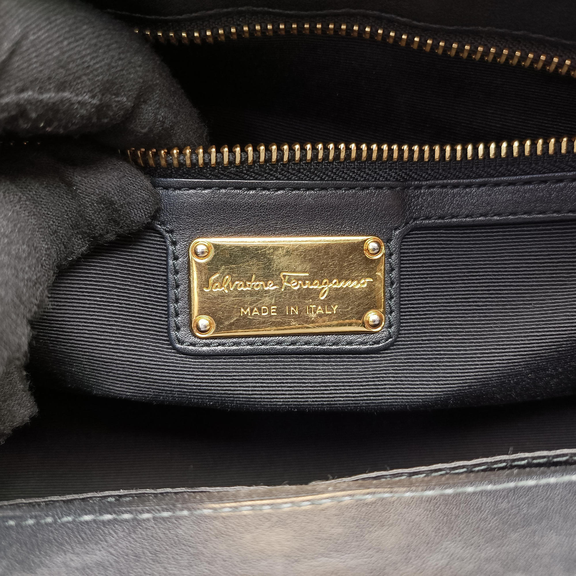 Gancini Black Leather AU-21/E445ガンチーニ ブラック レザー AU-21/E445