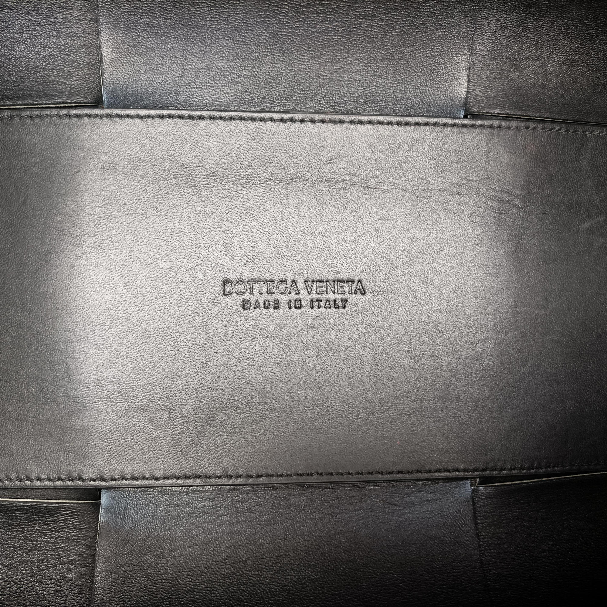 The Arcotote White lambskin B09359017N IC Chipザ アルコトート ホワイト ラムスキン B09359017N ICチップ