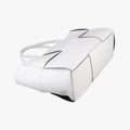 The Arcotote White lambskin B09359017N IC Chipザ アルコトート ホワイト ラムスキン B09359017N ICチップ