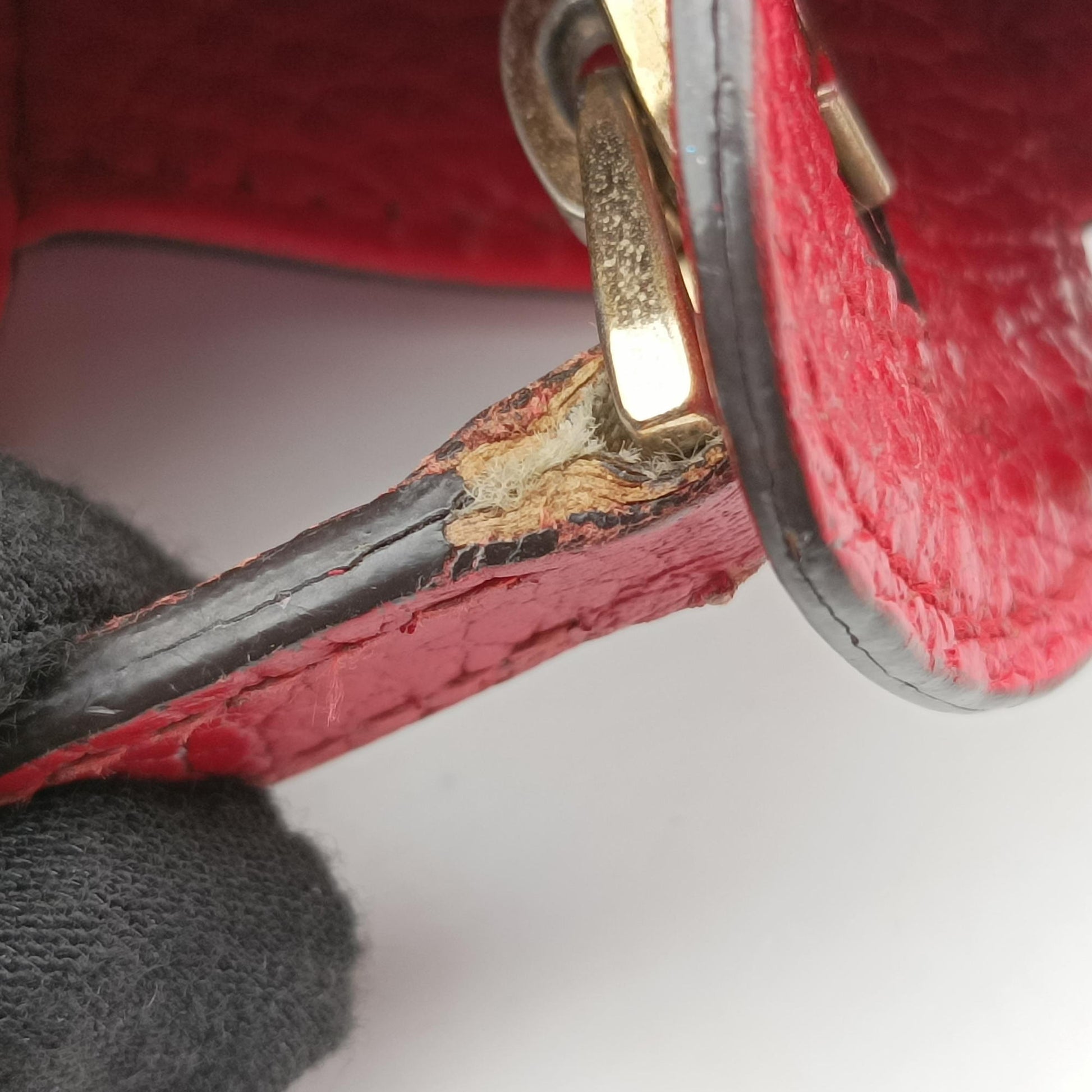 Swing Red Leather 368827 I017570397スウィング レッド レザー 368827 I017570397