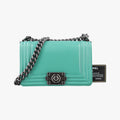 BOY CHANEL Green Leather A67085 21511269ボーイシャネル グリーン レザー A67085 21511269