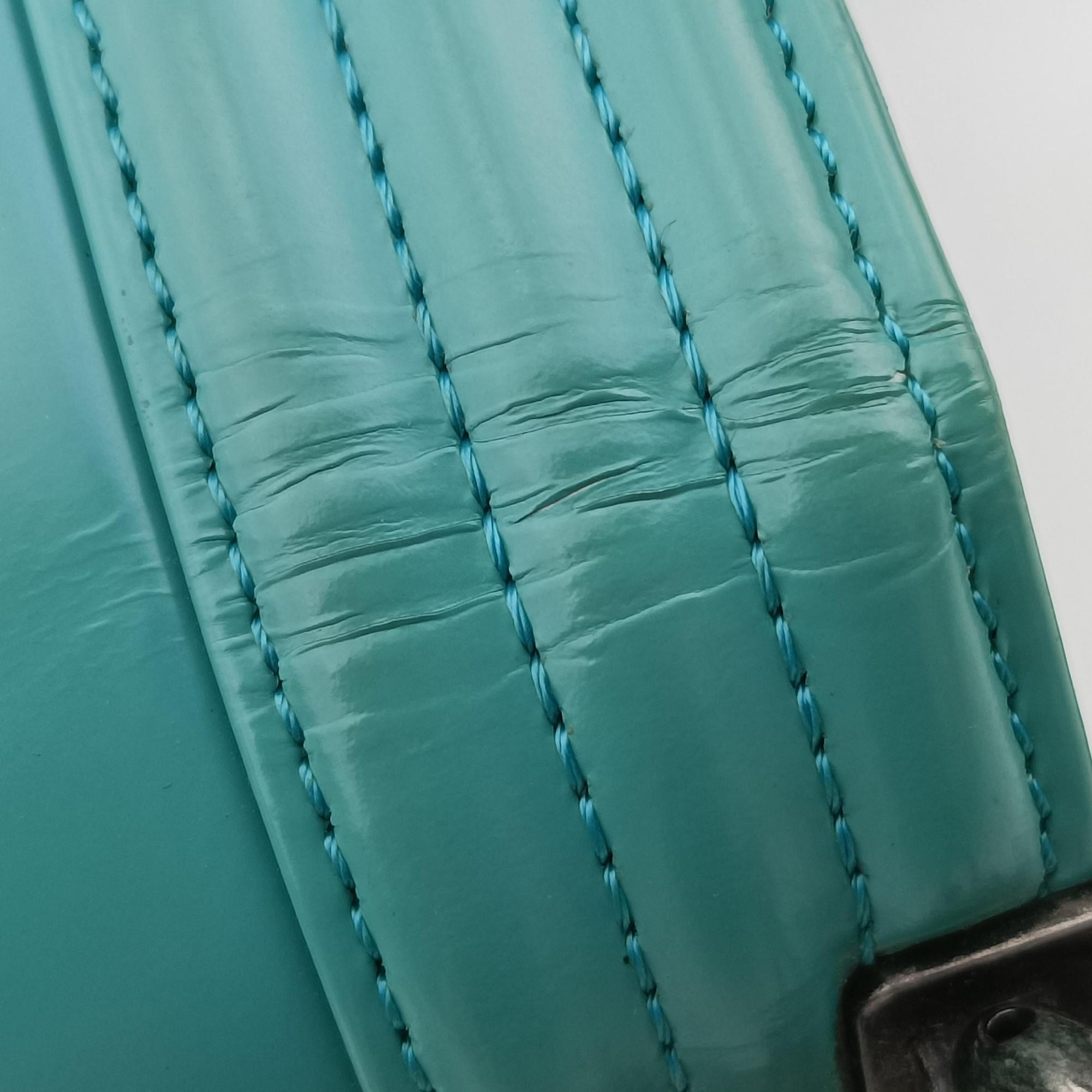 BOY CHANEL Green Leather A67085 21511269ボーイシャネル グリーン レザー A67085 21511269