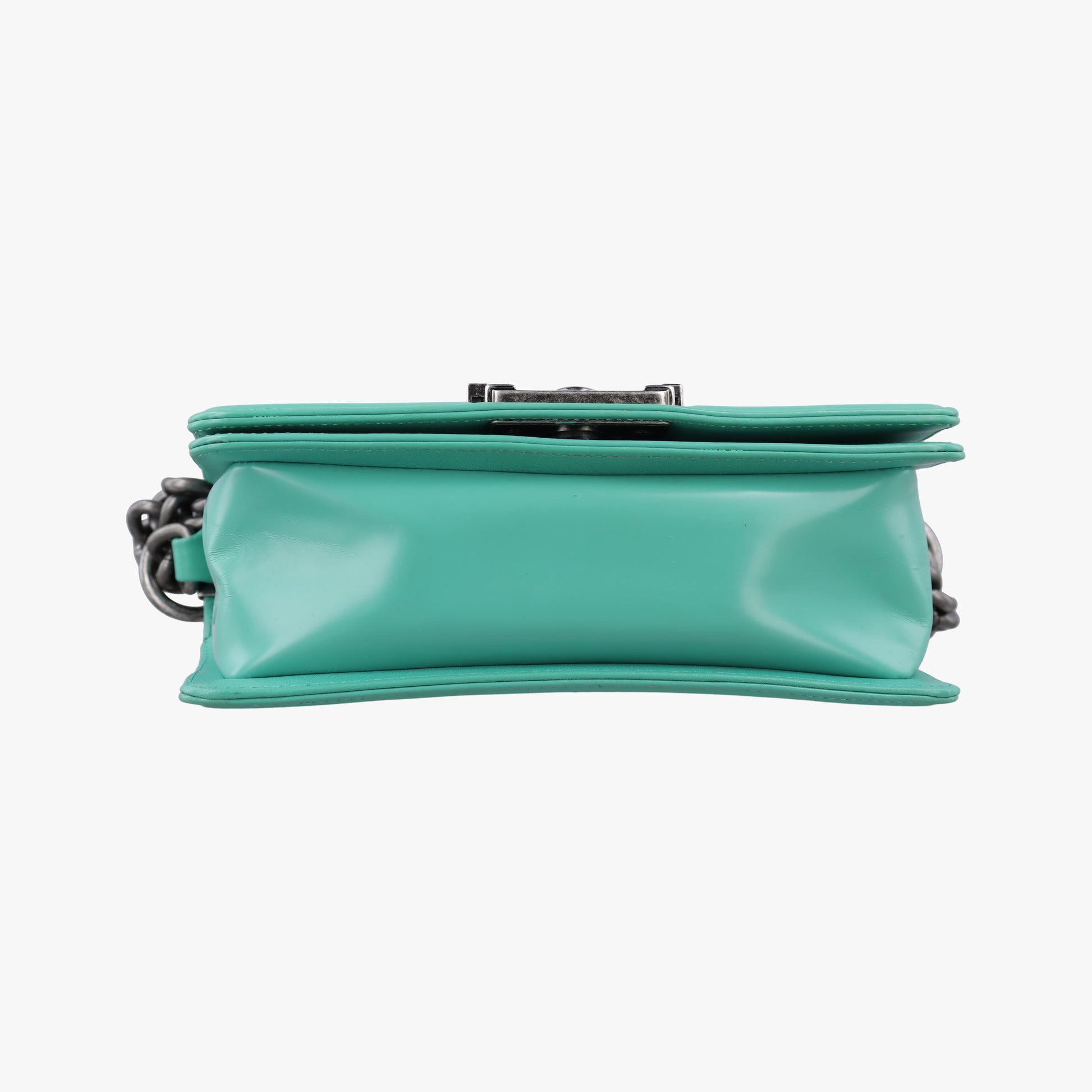 BOY CHANEL Green Leather A67085 21511269ボーイシャネル グリーン レザー A67085 21511269