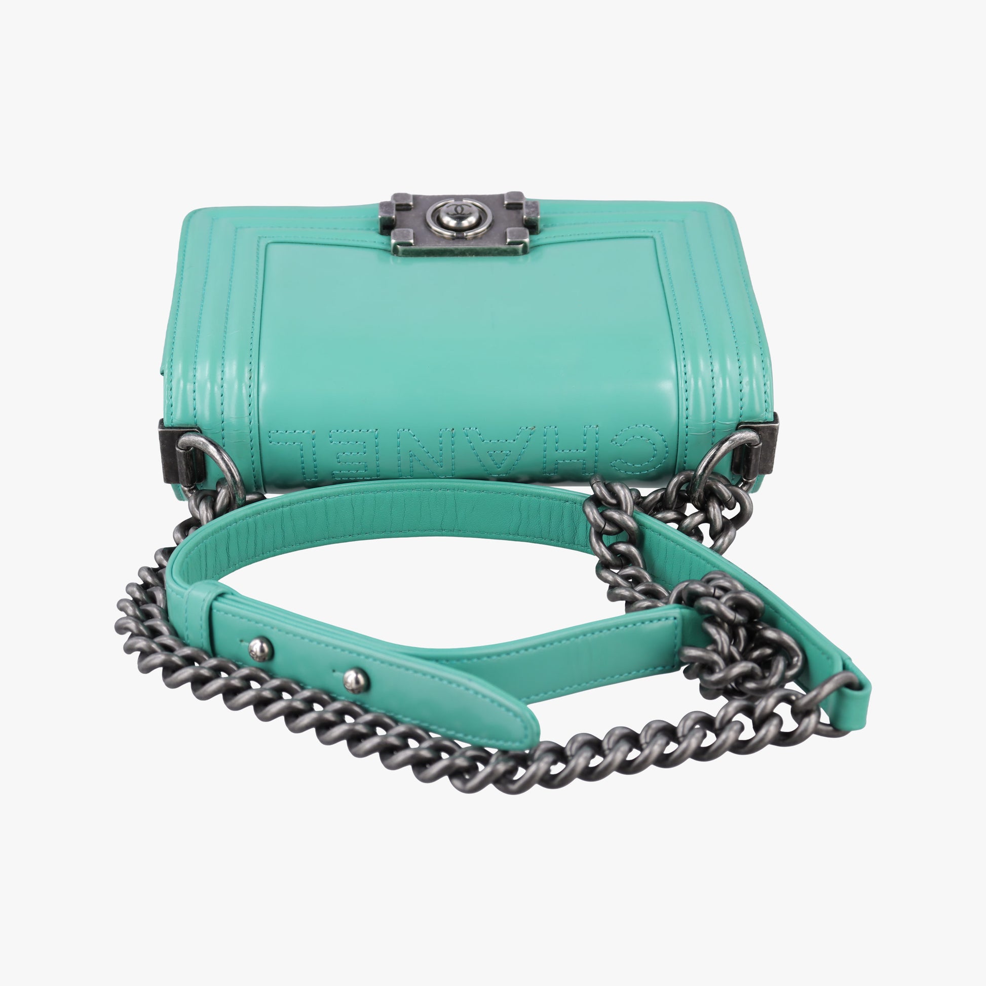 BOY CHANEL Green Leather A67085 21511269ボーイシャネル グリーン レザー A67085 21511269