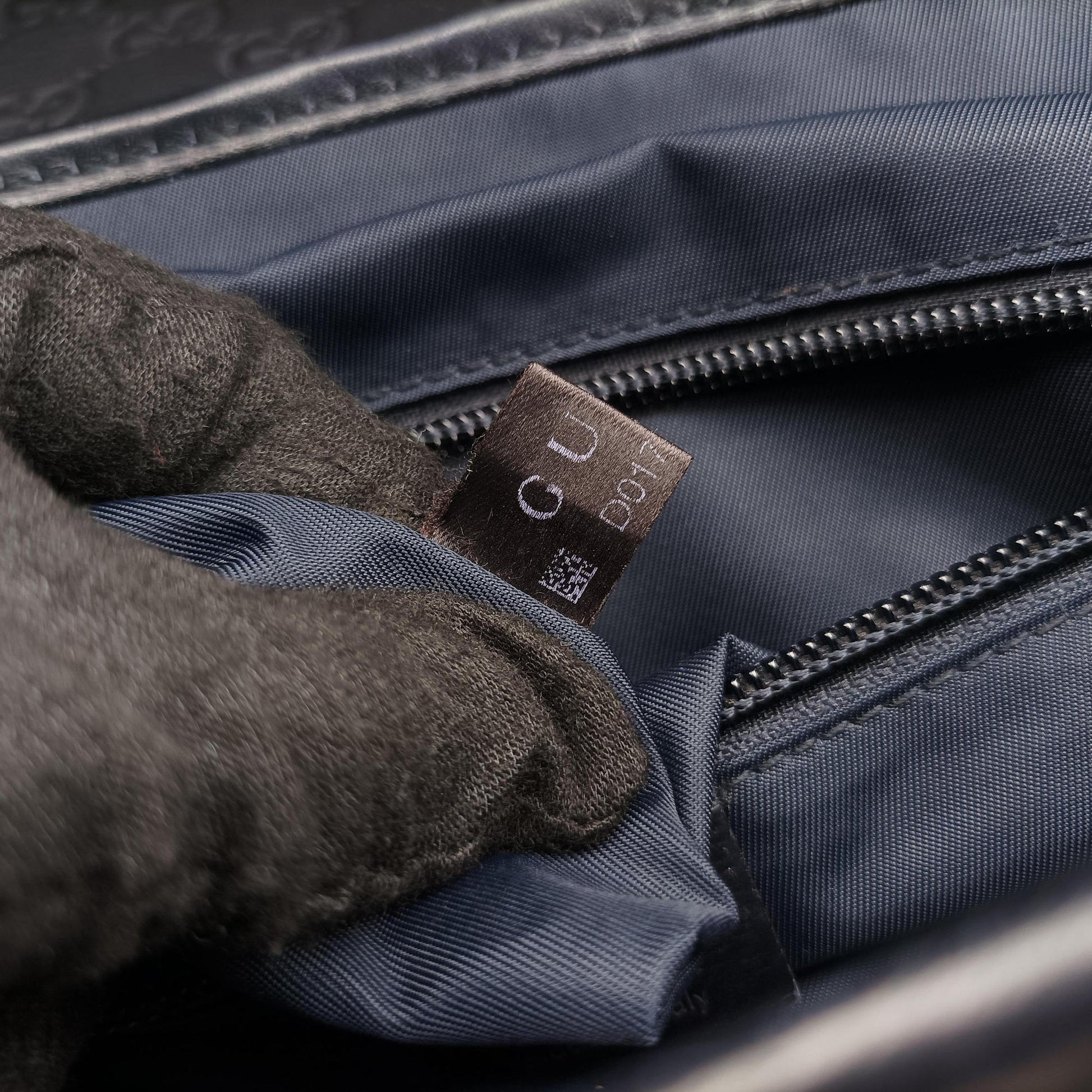 Guccissima Rubber Messenger Navy Leather 246067 D017000164グッチシマ メッセンジャー ネイビー レザー 246067 D017000164