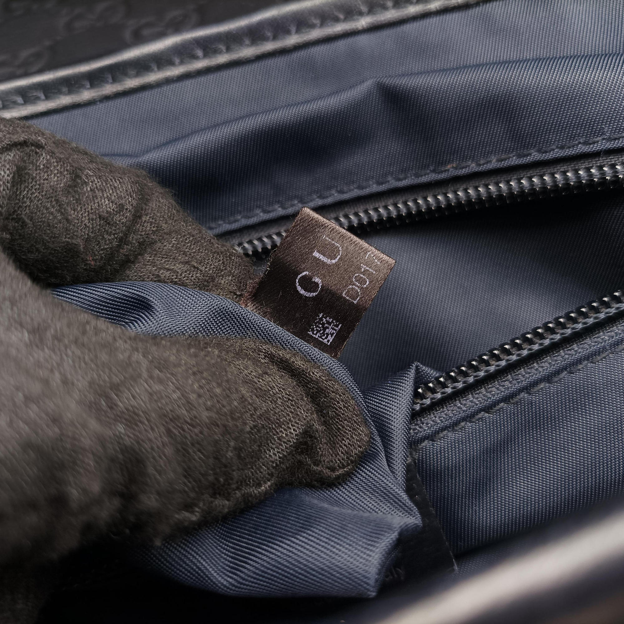 Guccissima Rubber Messenger Navy Leather 246067 D017000164グッチシマ メッセンジャー ネイビー レザー 246067 D017000164