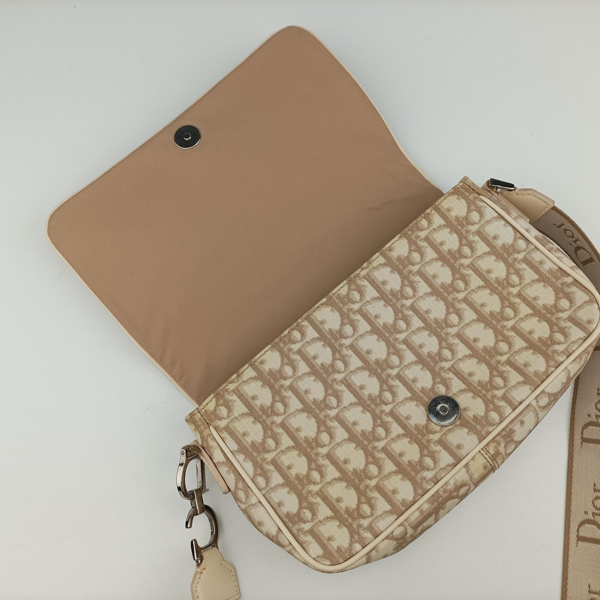 Trotter Flower Beige PVC Coated Canvas Floral Embroidery 03-BO-0015トロッター フラワー ベージュ PVCコーティングキャンバス 花刺繍 03-BO-0015