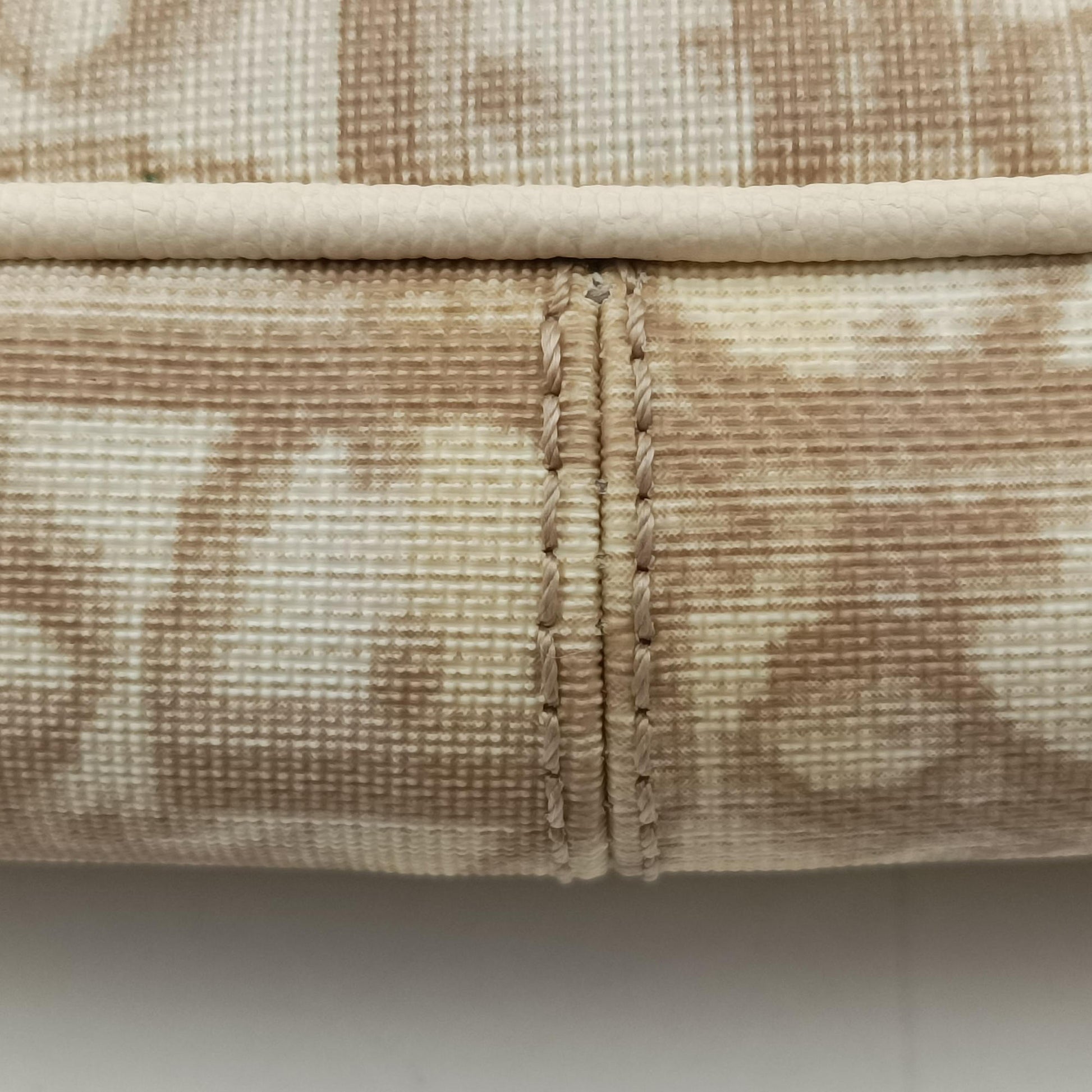 Trotter Flower Beige PVC Coated Canvas Floral Embroidery 03-BO-0015トロッター フラワー ベージュ PVCコーティングキャンバス 花刺繍 03-BO-0015
