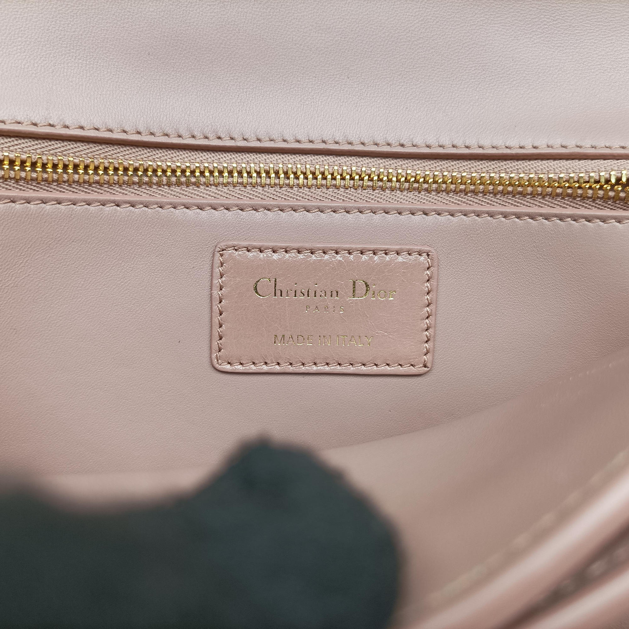 30 Montaigne Pink leather 09-BO-019930モンテーニュ ピンク レザー 09-BO-0199