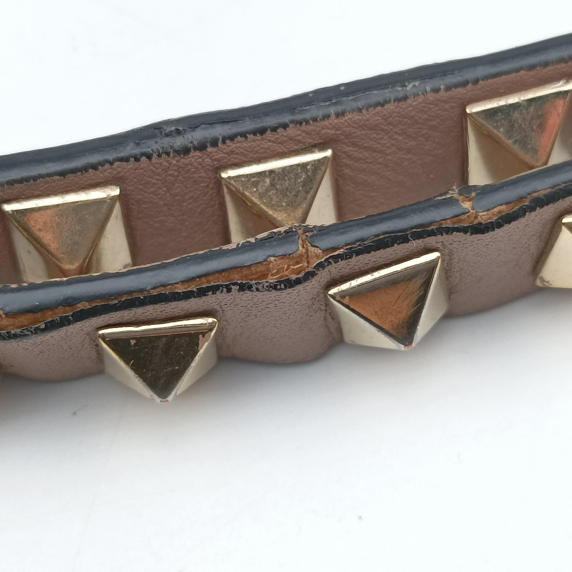 Rockstud Beige Leather BS-C970BOL1ロックスタッズ ベージュ レザー BS-C970BOL1