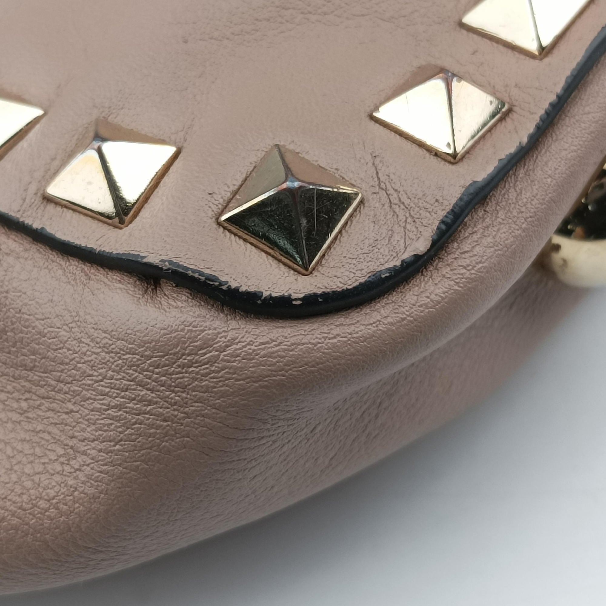 Rockstud Beige Leather BS-C970BOL1ロックスタッズ ベージュ レザー BS-C970BOL1