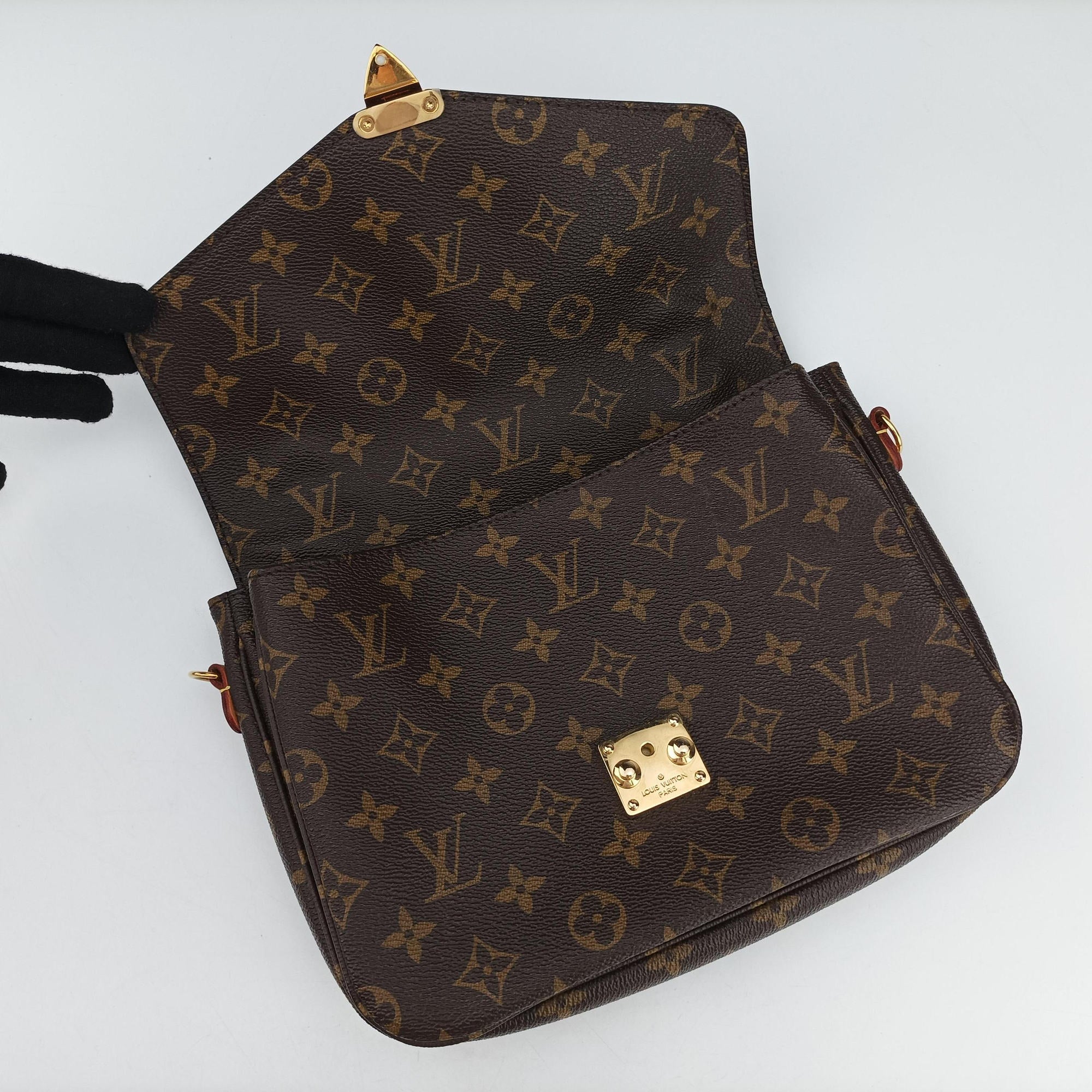 Pochette Metis MM Brown Monogram Canvas M44875 AR1148ポシェットメティスMM モノグラム/ブラウン モノグラムキャンバス M44875 AR1148