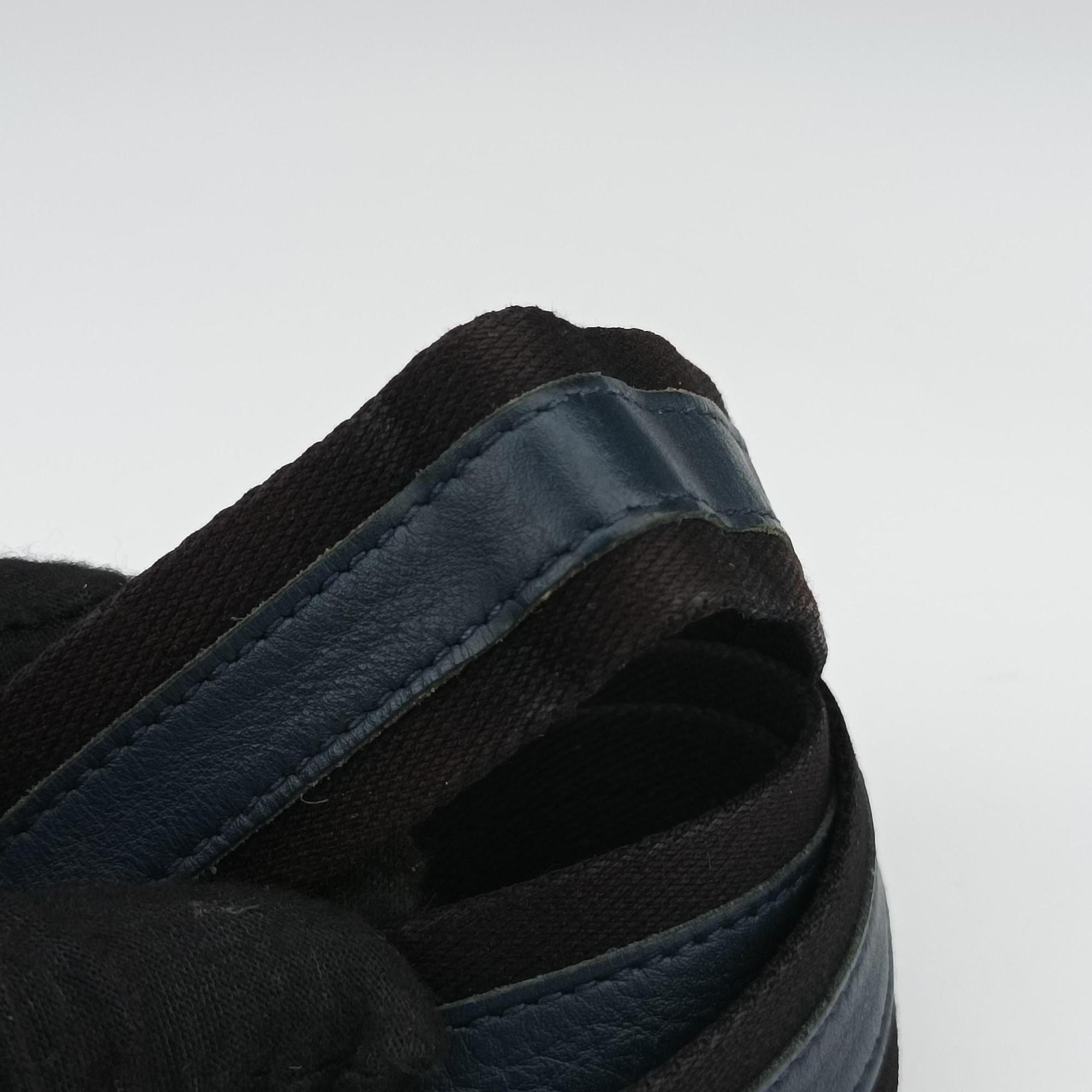 Intrecciato Navy lambskin B05848544Mイントレチャート ネイビー ラムスキン B05848544M