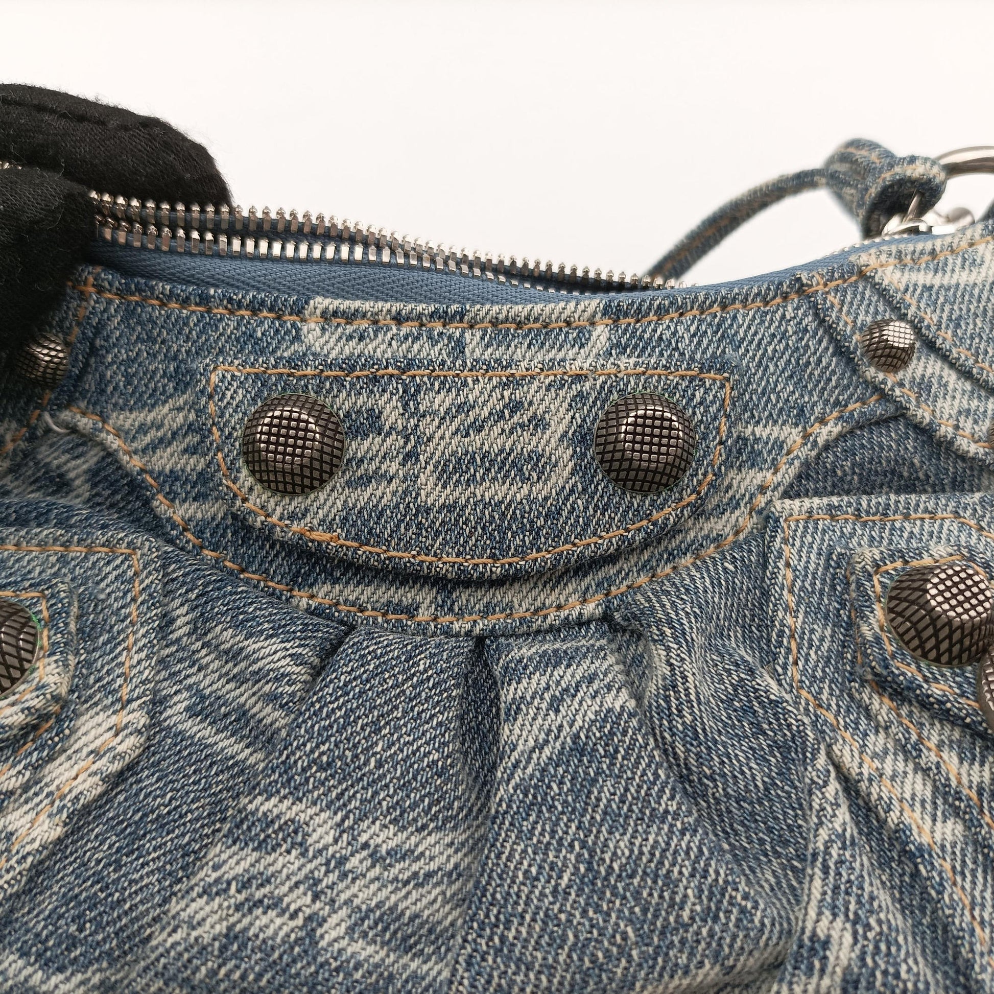 Le Cagole mini Blue denim 695814.4716.P.000959ル カゴール ミニ ブルー デニム 695814.4716.P.000959
