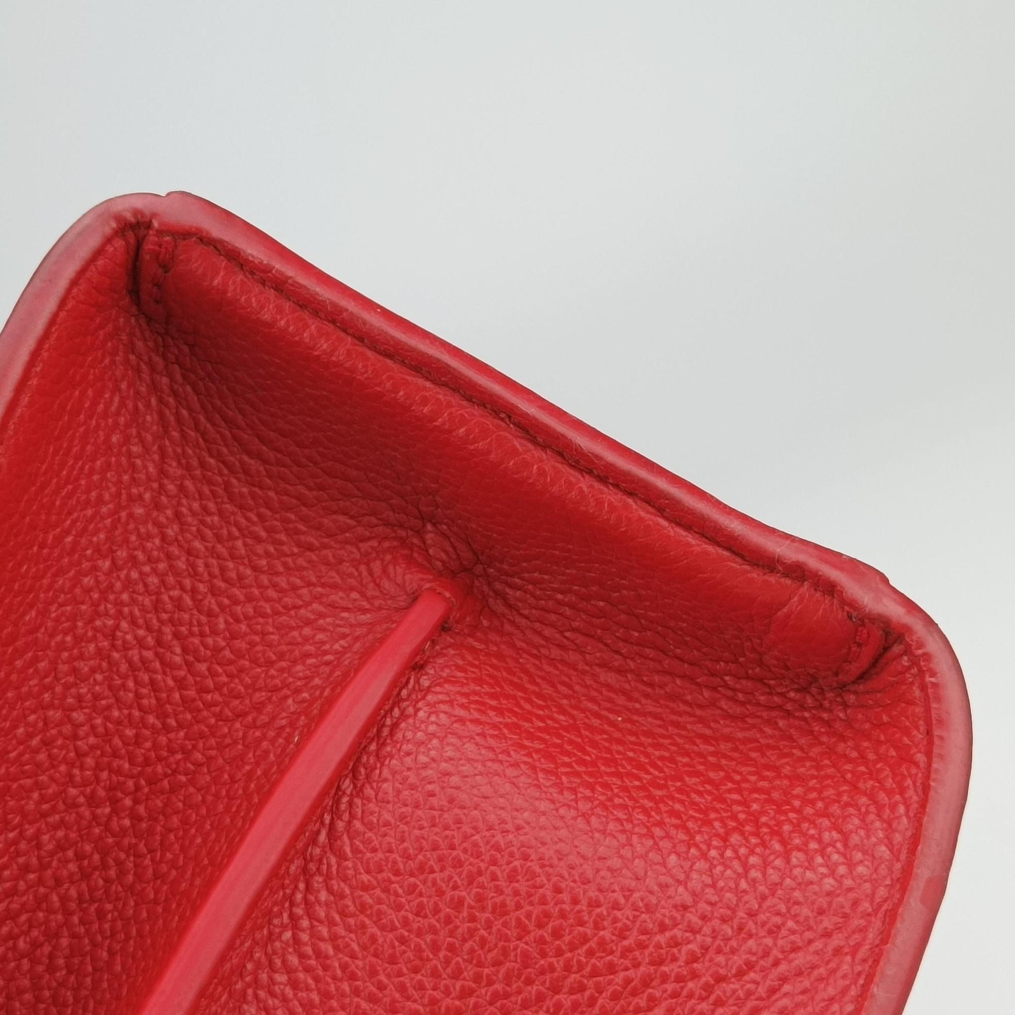 Title Red Leather BM 8016045/70Cタイトル レッド レザー BM 8016045/70C
