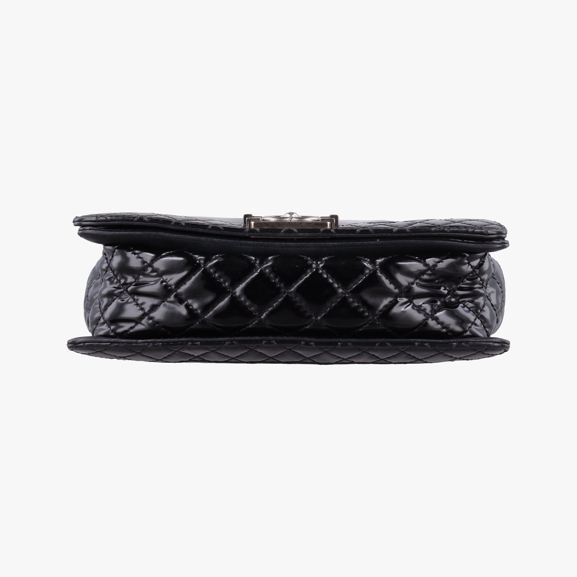 BOY CHANEL Black Patent leather A67946 18501152ボーイシャネル ブラック パテント A67946 18501152