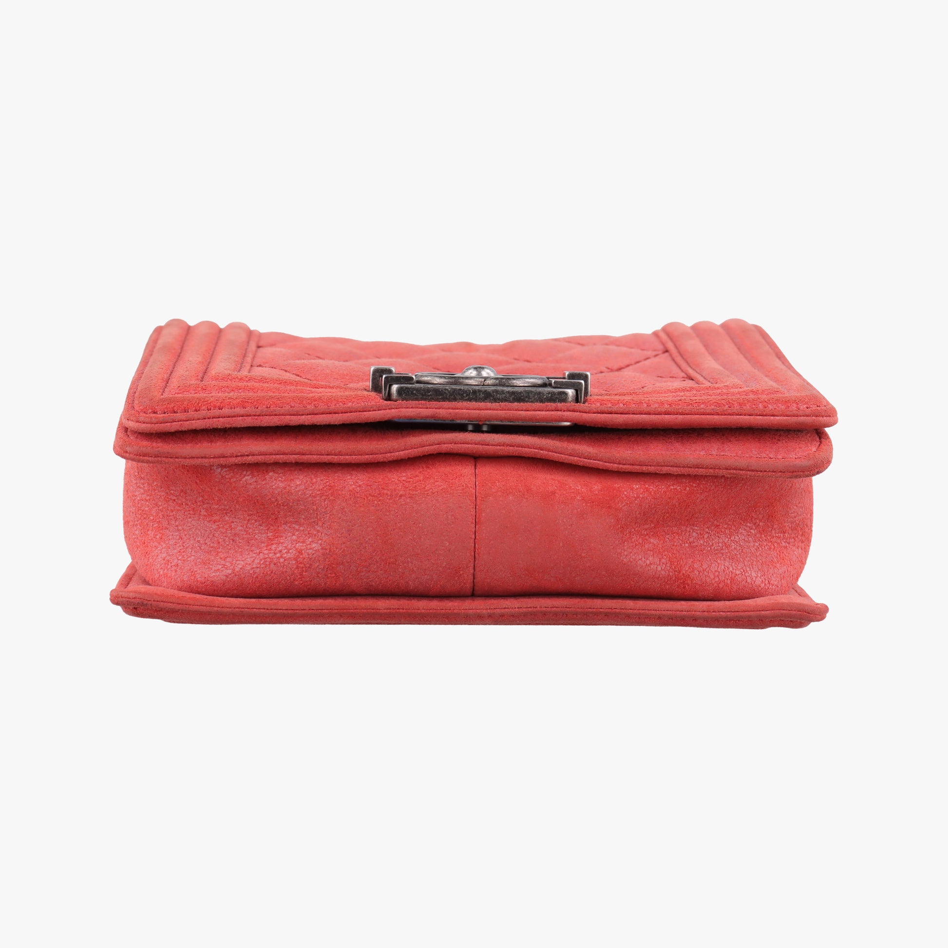 BOY CHANEL Red Leather A67952 18489535ボーイシャネル レッド レザー A67952 18489535