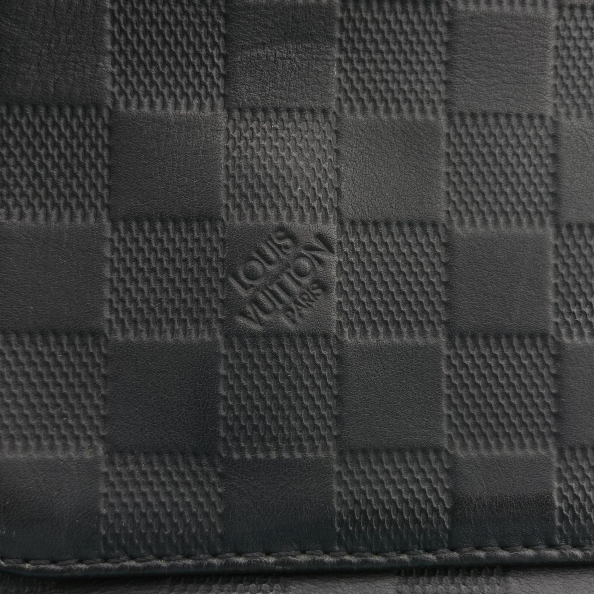 District PM Noir Damier Infini Leather N41033 CA1167ディストリクト PM ノワール ダミエアンフィニレザー N41033 CA1167