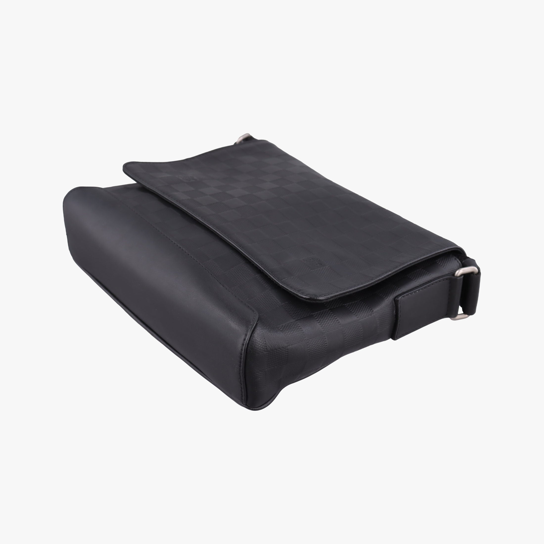 District PM Noir Damier Infini Leather N41033 CA1167ディストリクト PM ノワール ダミエアンフィニレザー N41033 CA1167