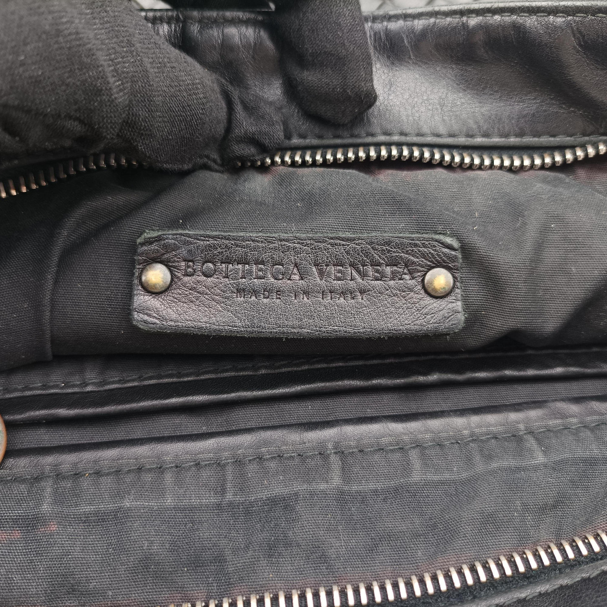 Intrecciato Black lambskin B02867597Wイントレチャート ブラック ラムスキン B02867597W